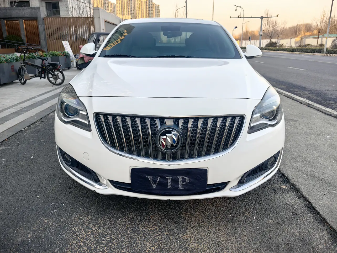 Buick Majesty  из Китая