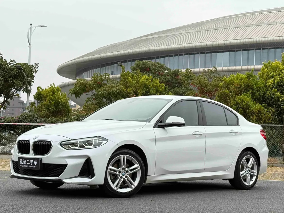 BMW 1 Series  из Китая