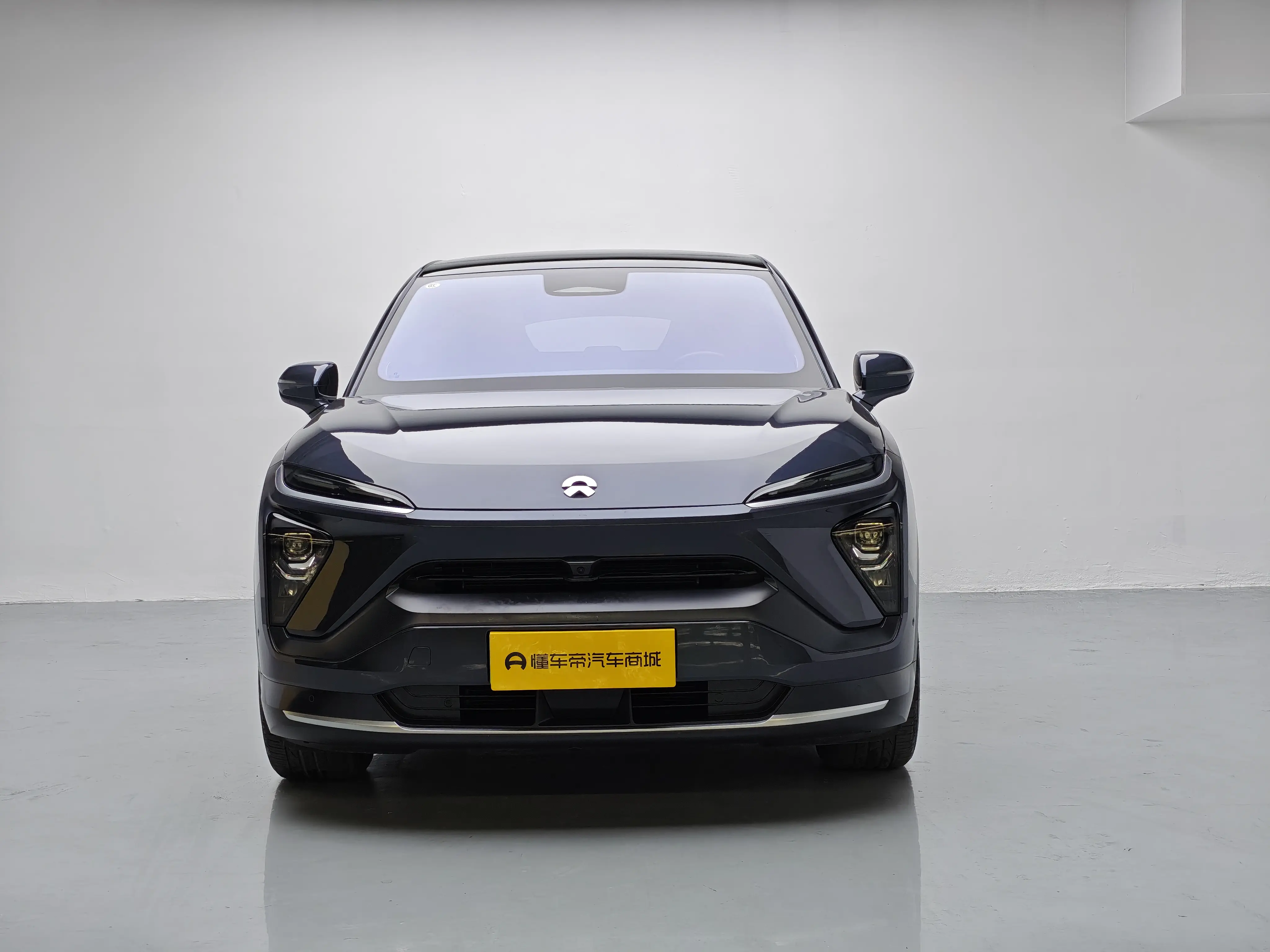 NIO EC6  из Китая