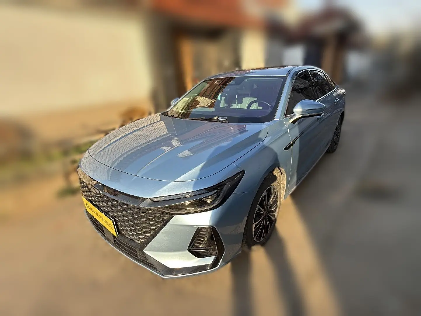 Chery Fengyun A8  из Китая