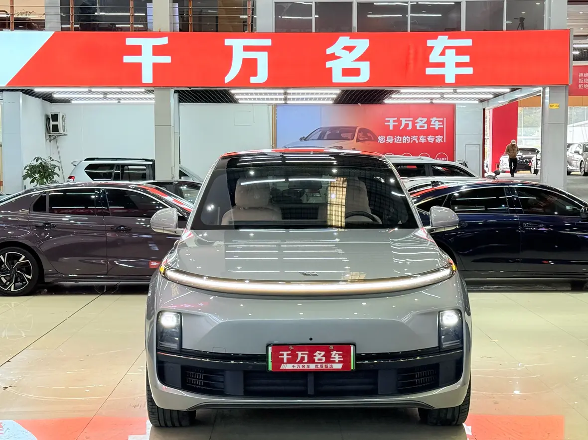 Li L9 (Ideal L9)  из Китая