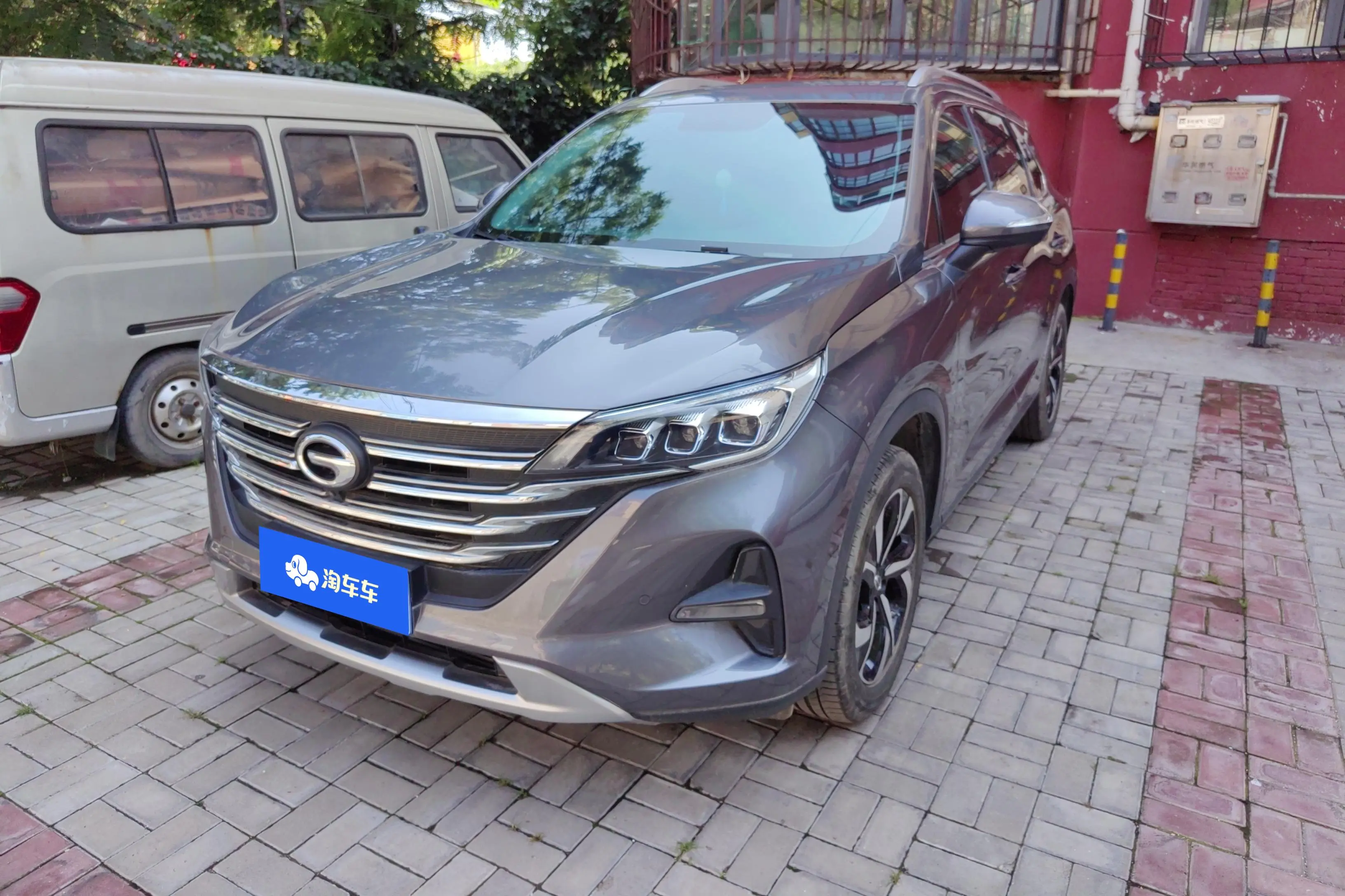 GAC Trumpchi GS5  из Китая