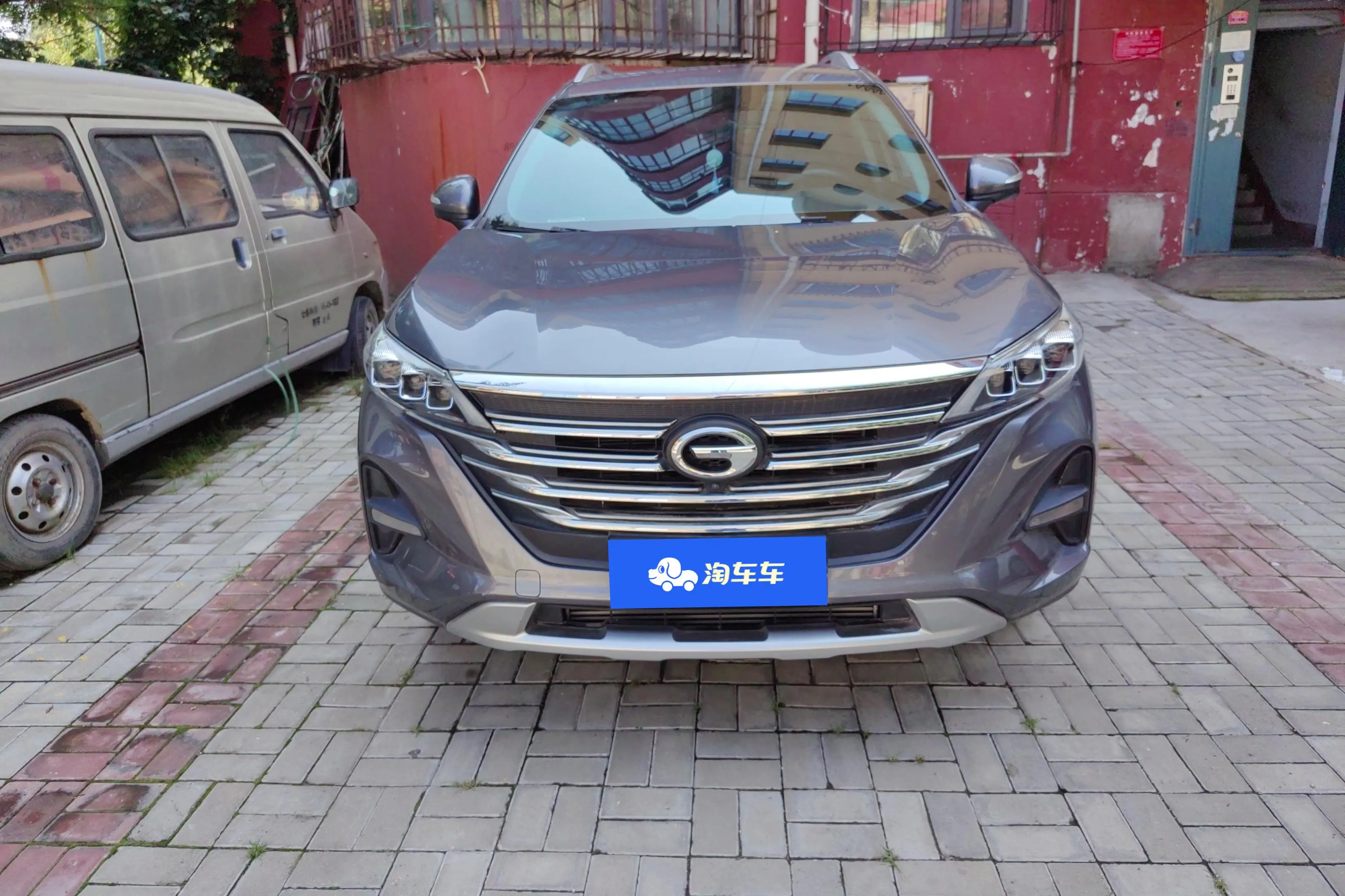 GAC Trumpchi GS5  из Китая