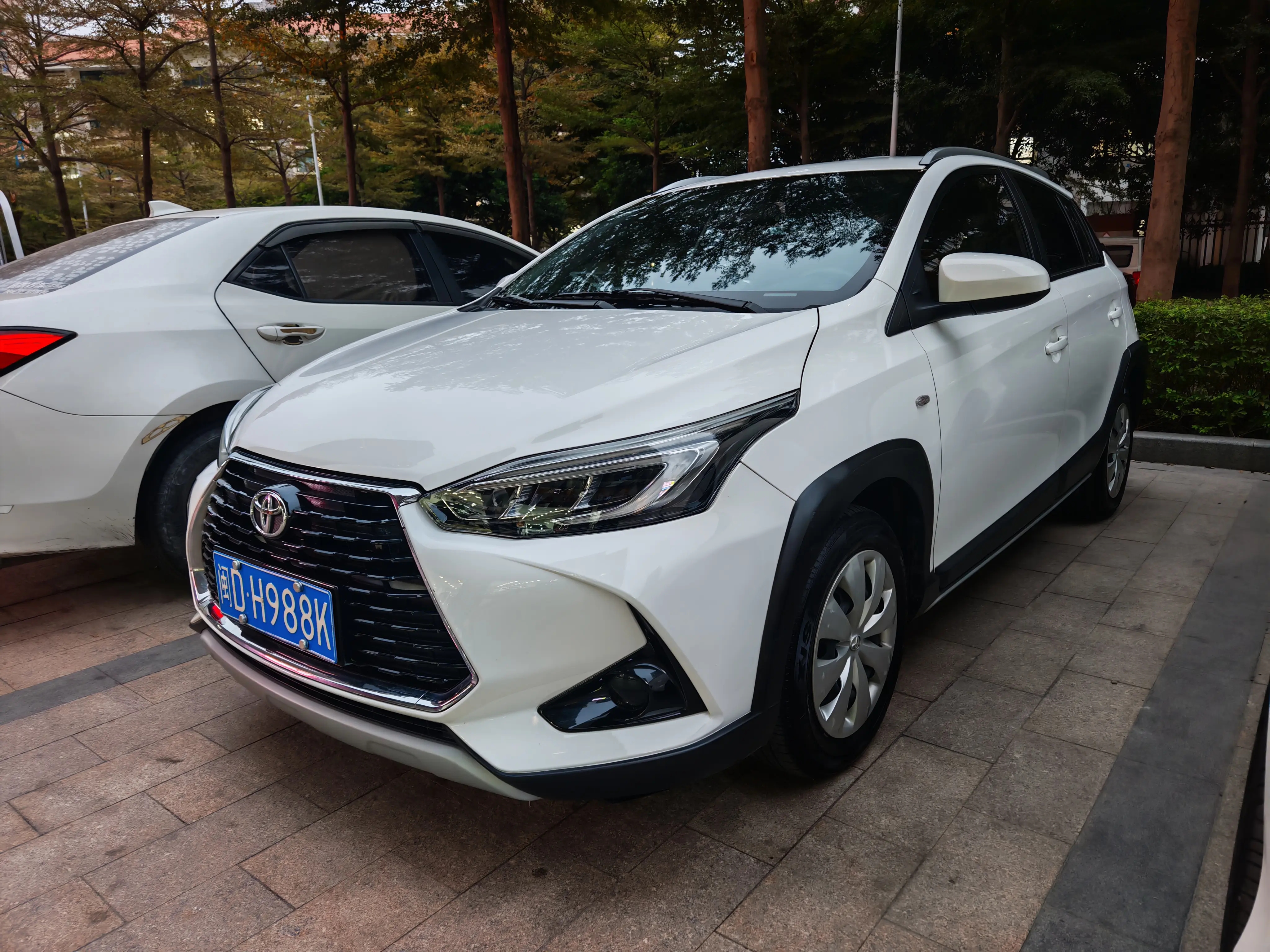 Toyota Yaris L  из Китая