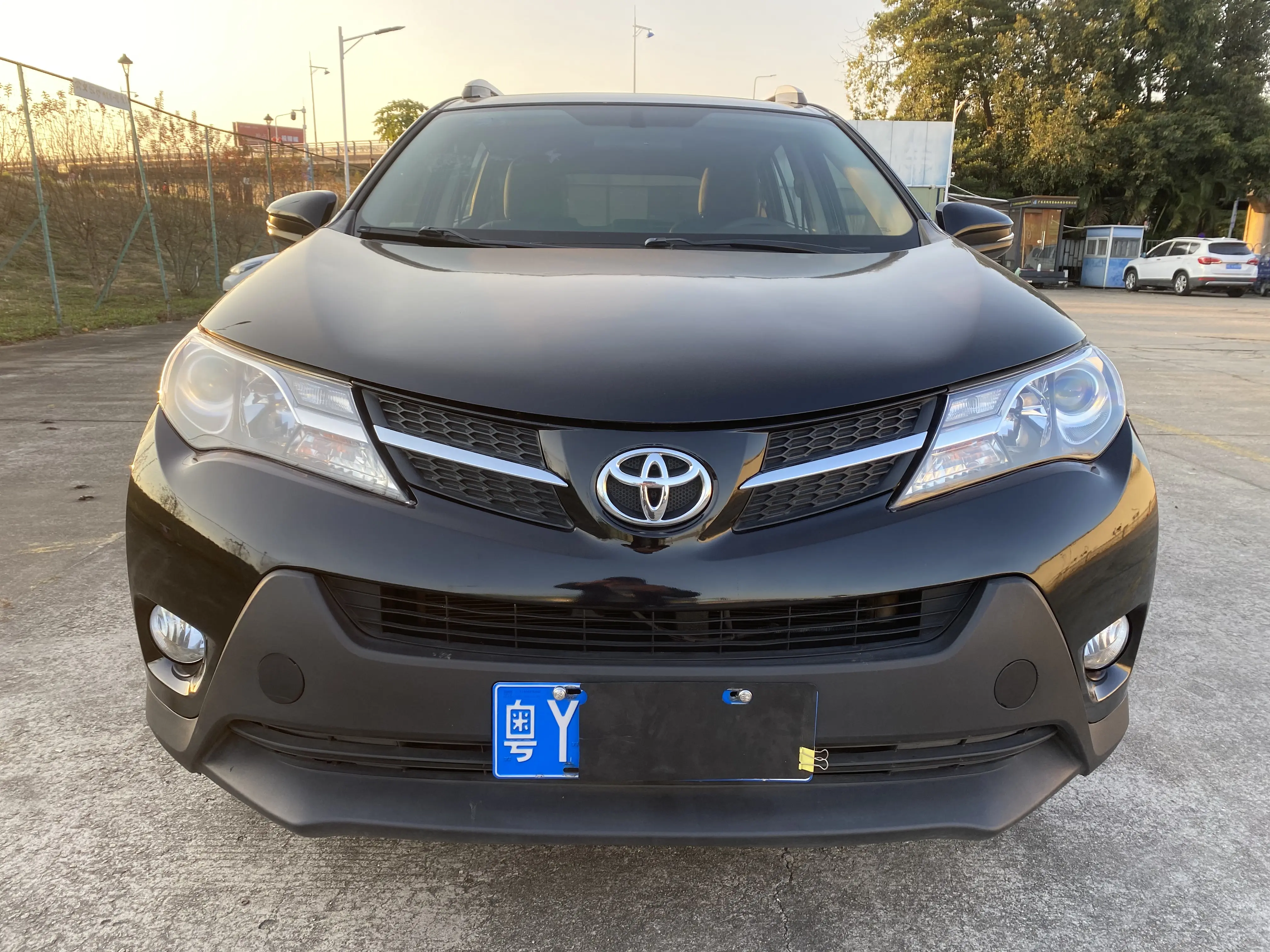 Toyota RAV4  из Китая