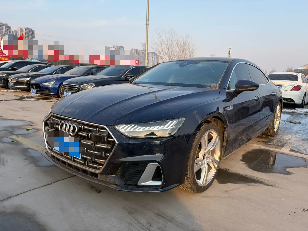 Audi A7L  из Китая
