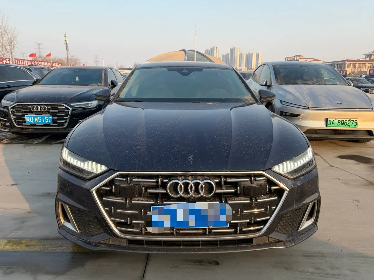 Audi A7L  из Китая