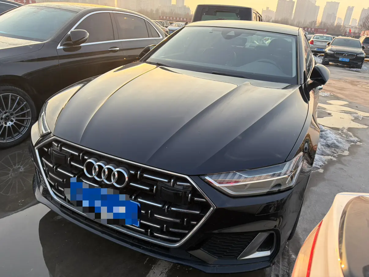 Audi A7L  из Китая