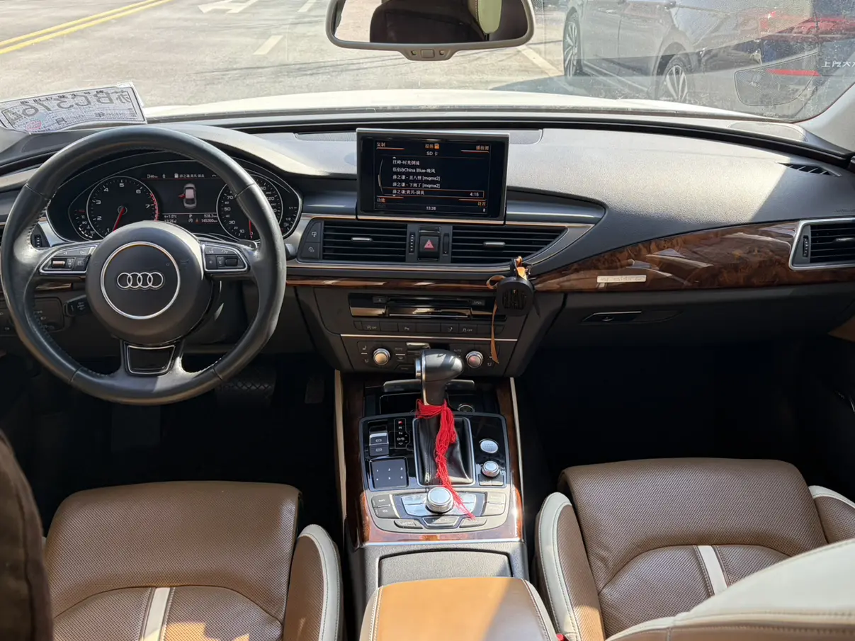 Audi A7  из Китая