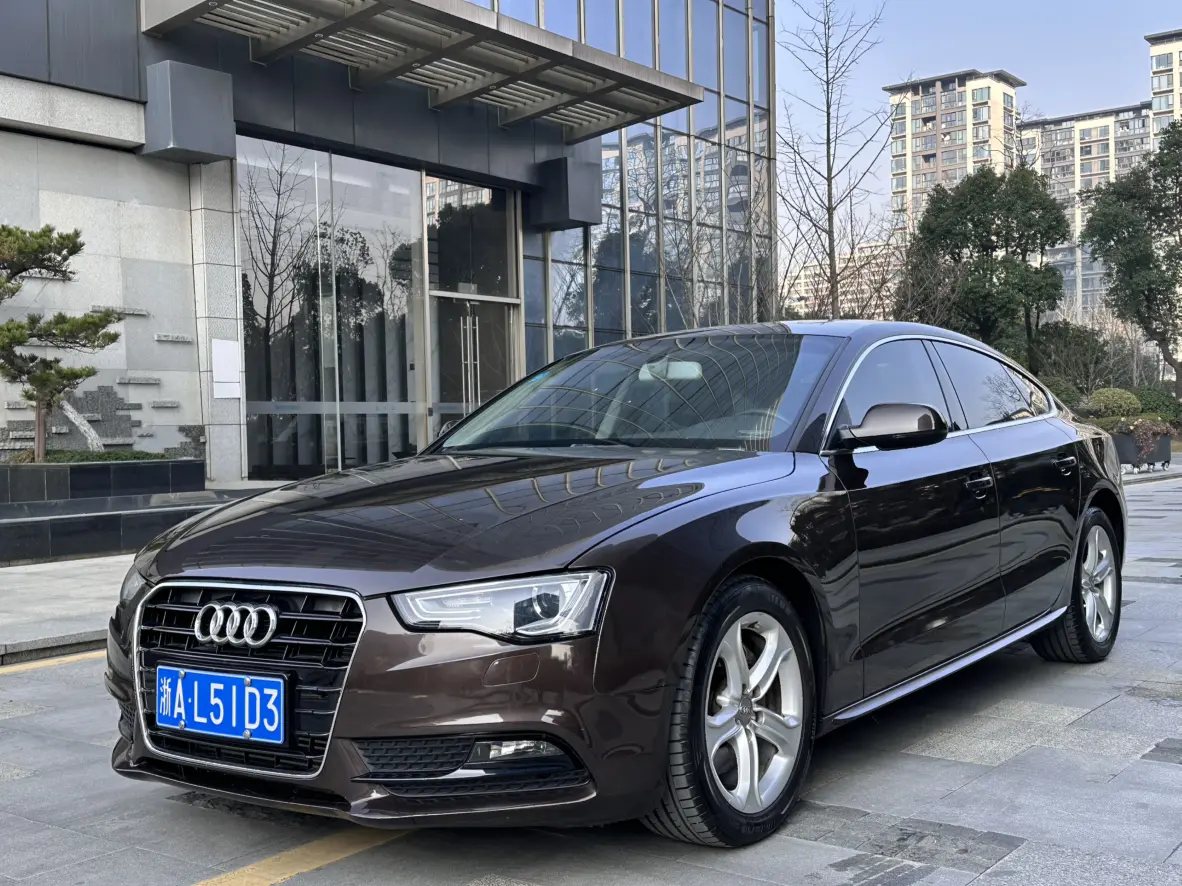 Audi A5  из Китая