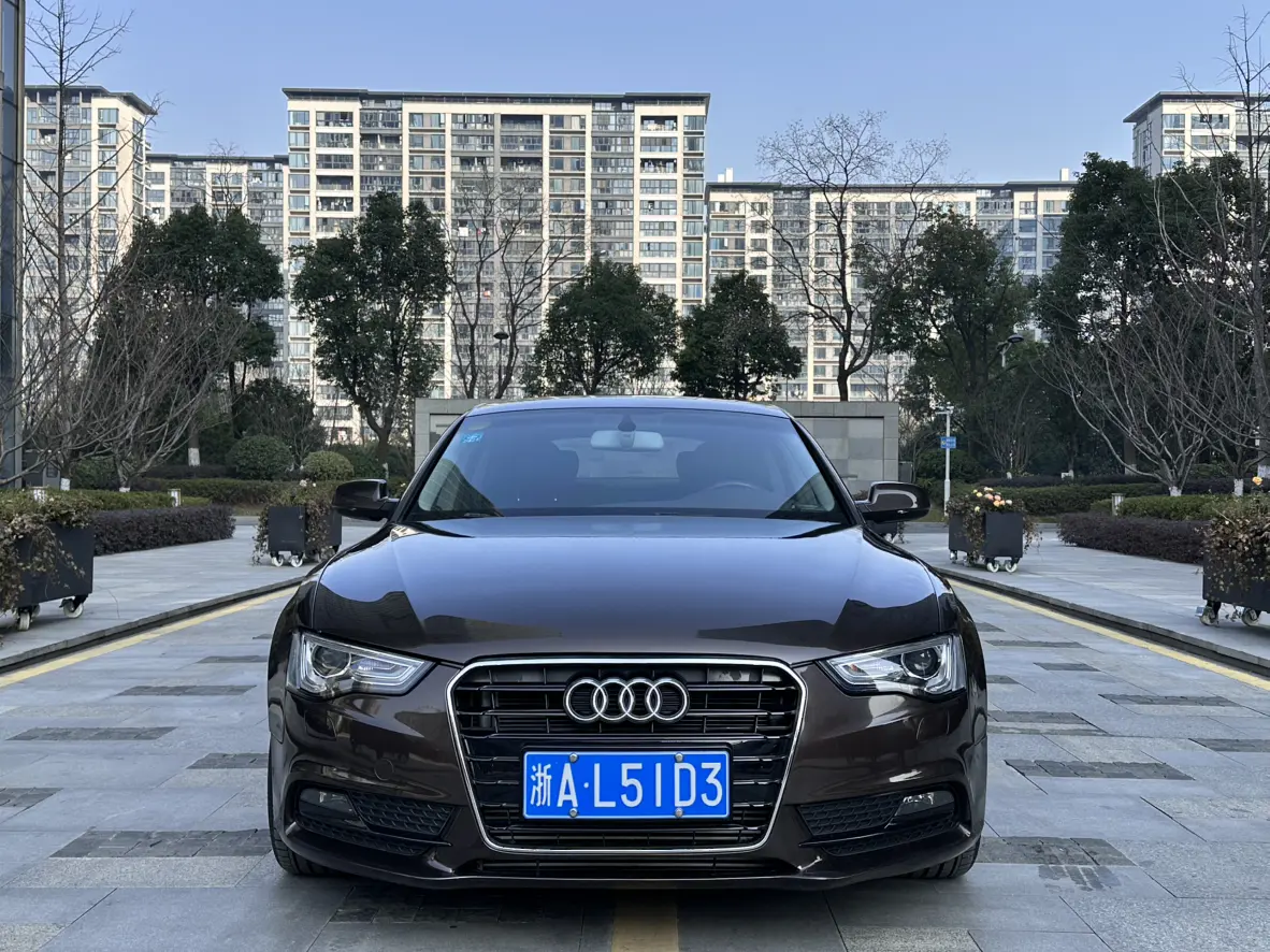 Audi A5  из Китая