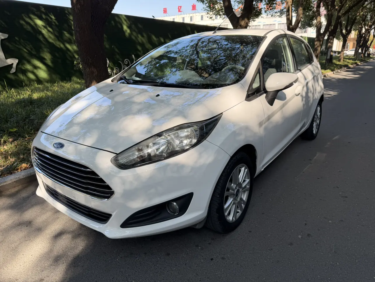 Ford Carnival  из Китая