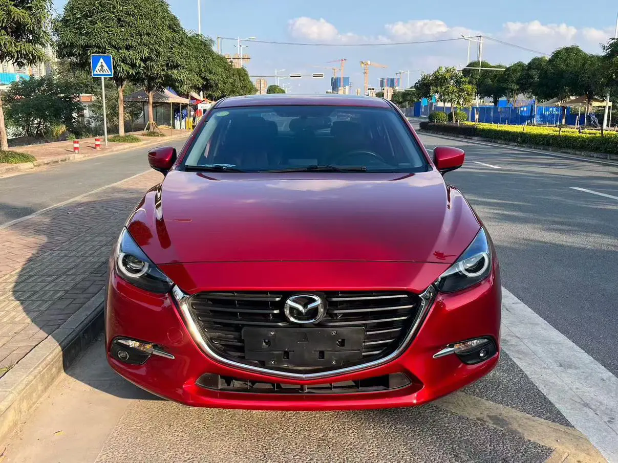 Mazda Axela (Mazda3)  из Китая