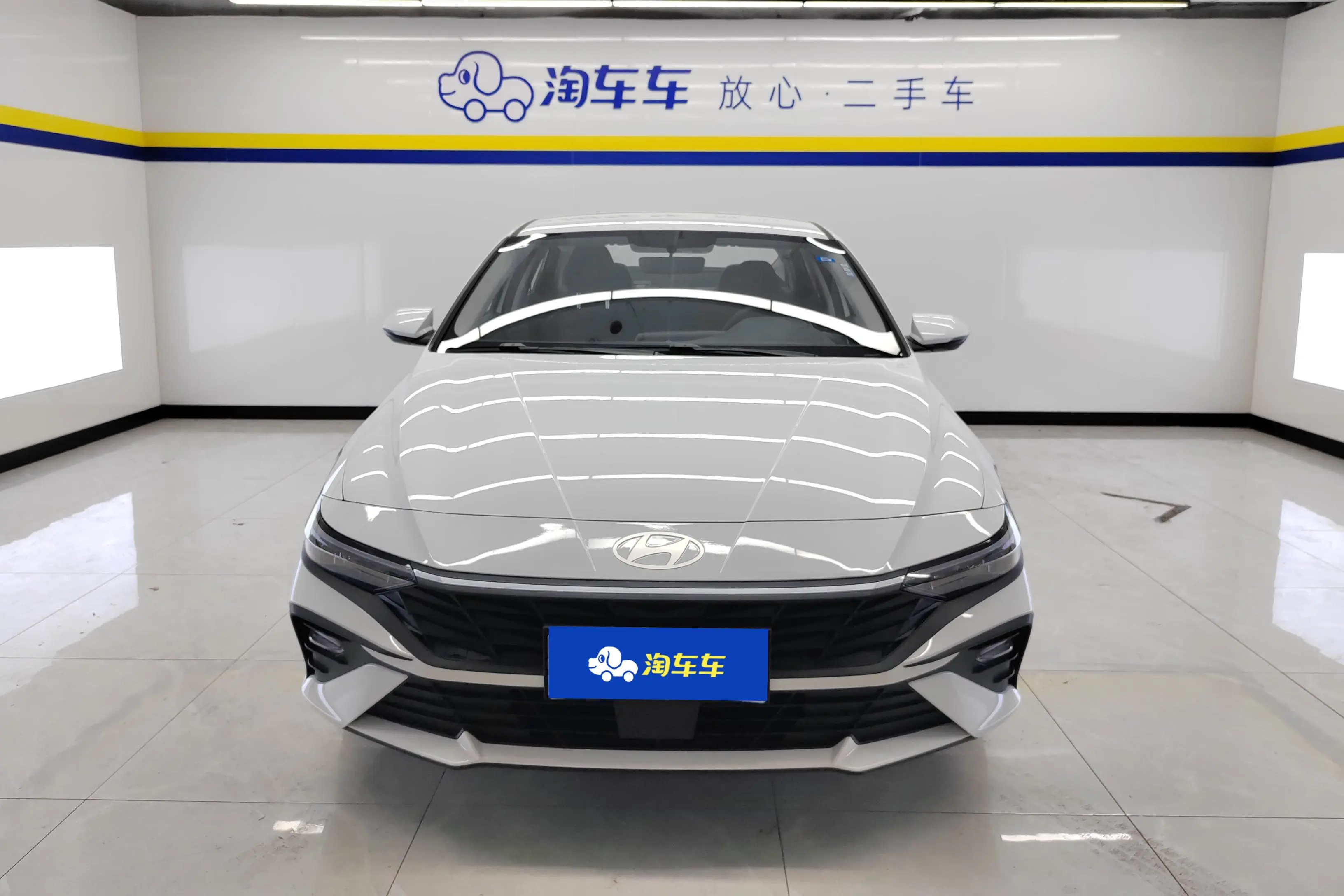 Hyundai Elantra  из Китая