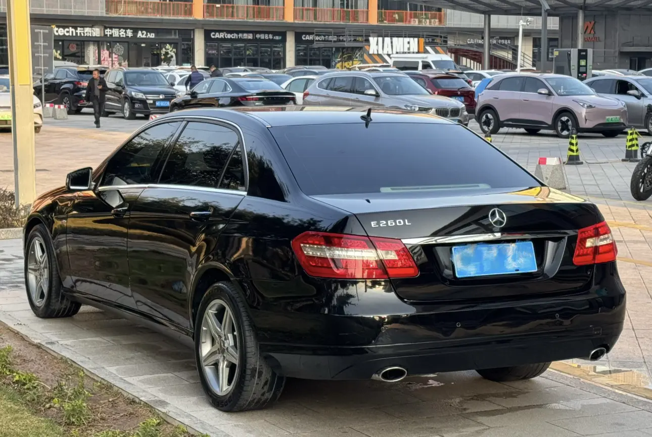 Mercedes-Benz E-Class  из Китая
