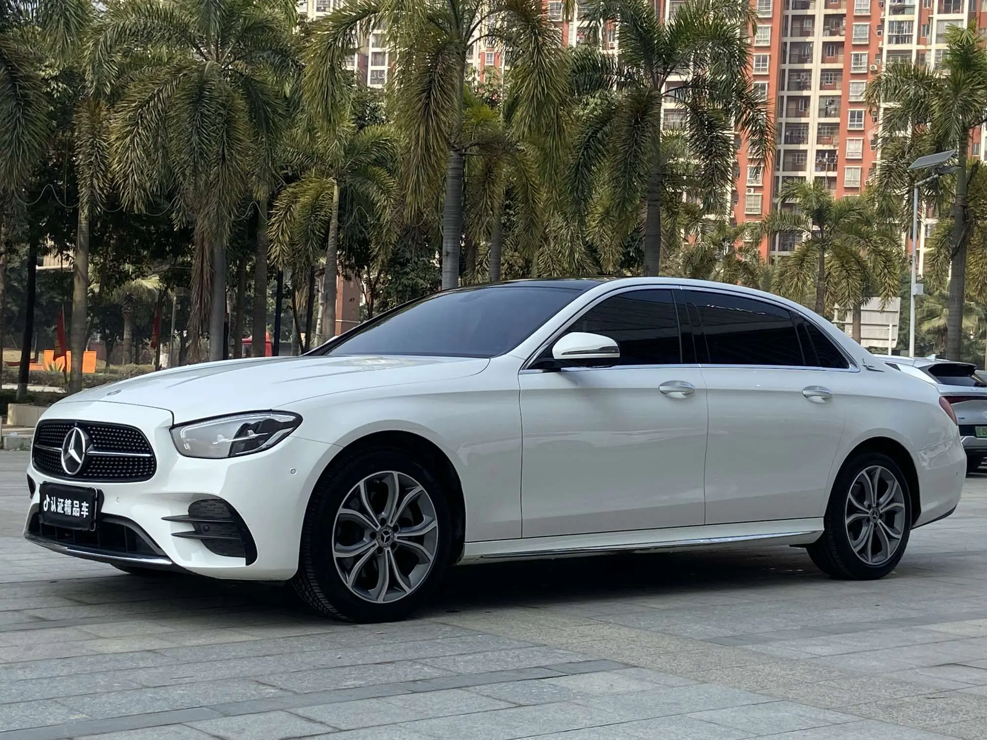 Mercedes-Benz E-Class  из Китая