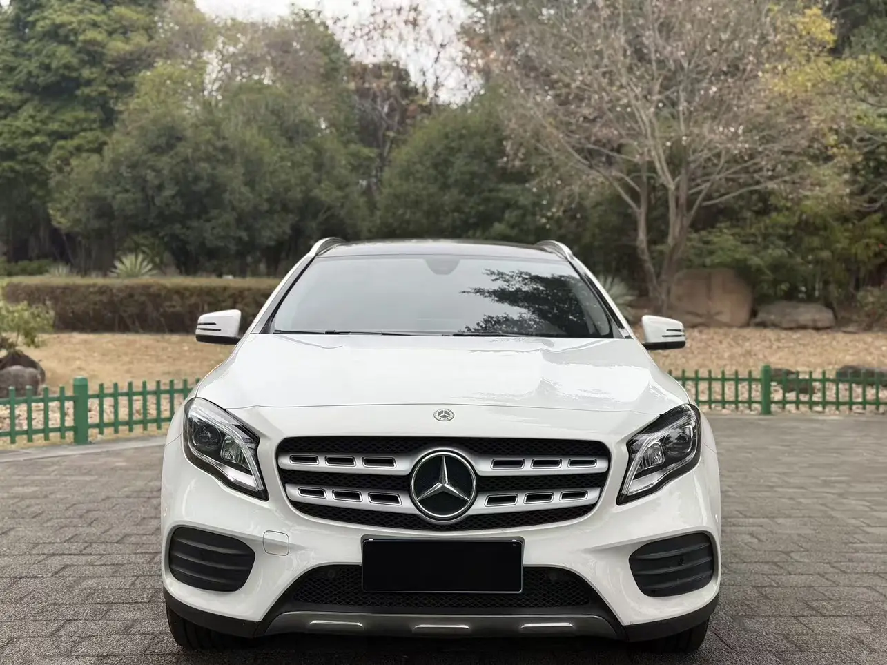 Mercedes-Benz GLA  из Китая