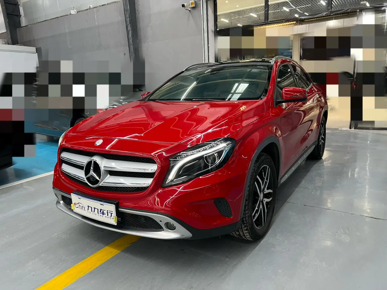 Mercedes-Benz GLA  из Китая