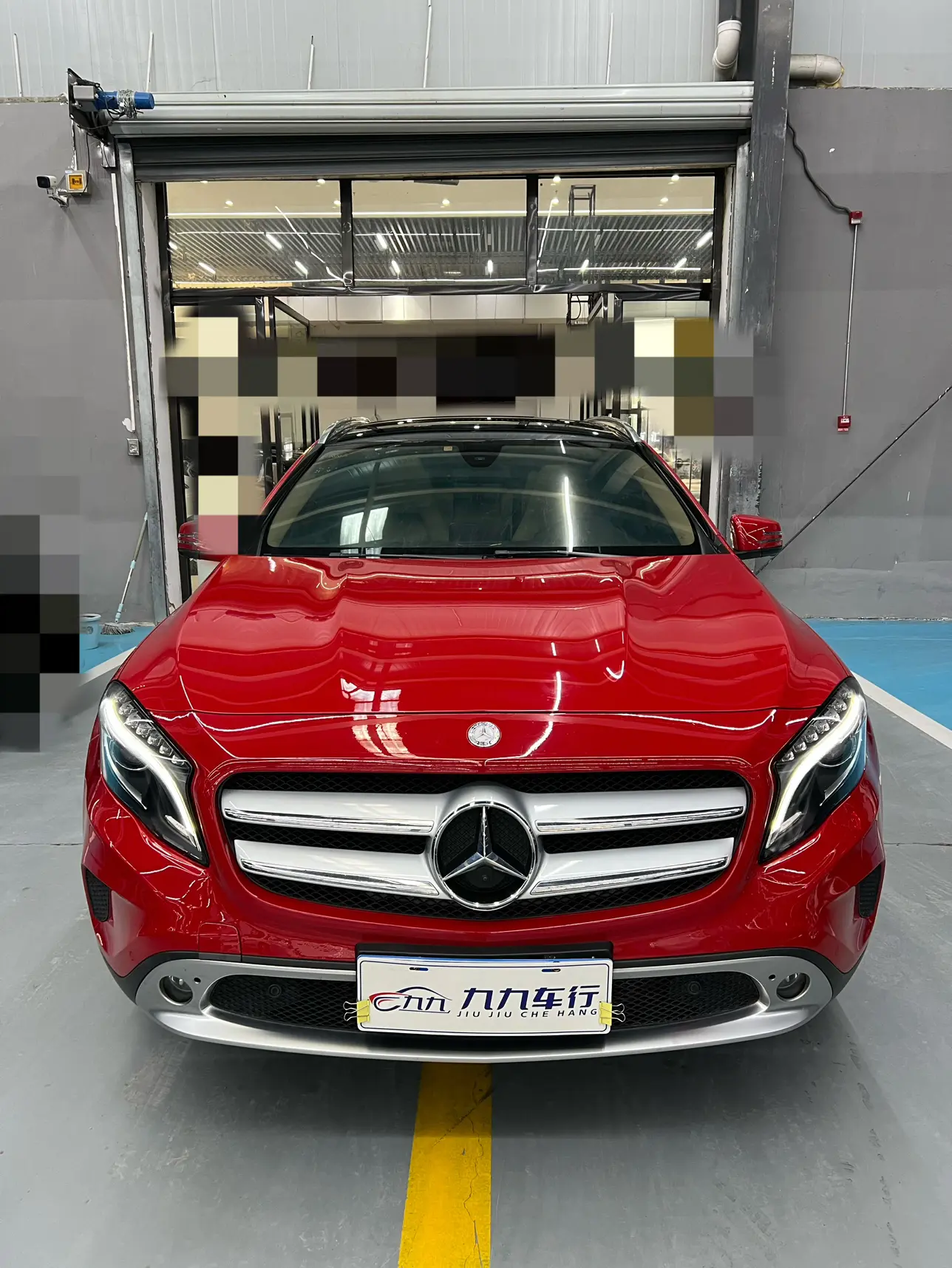 Mercedes-Benz GLA  из Китая