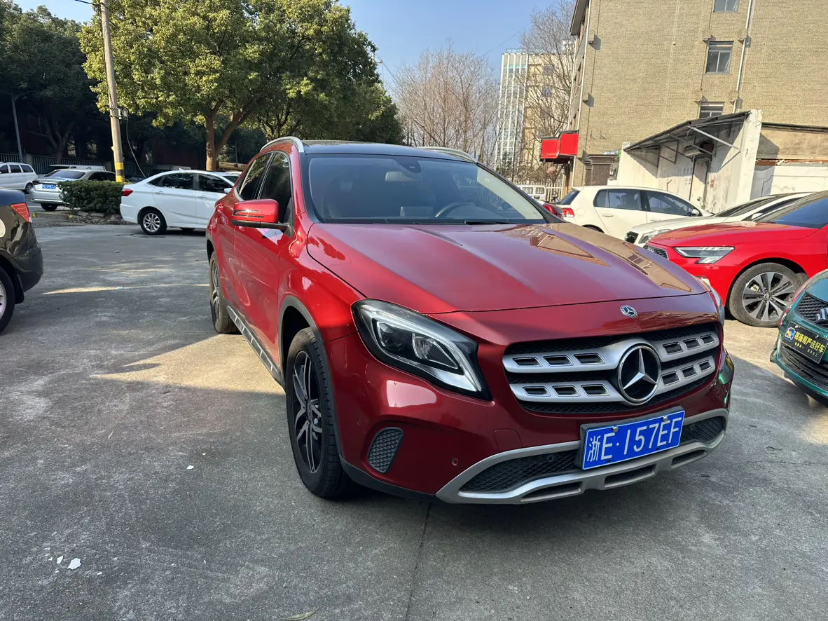 Mercedes-Benz GLA  из Китая