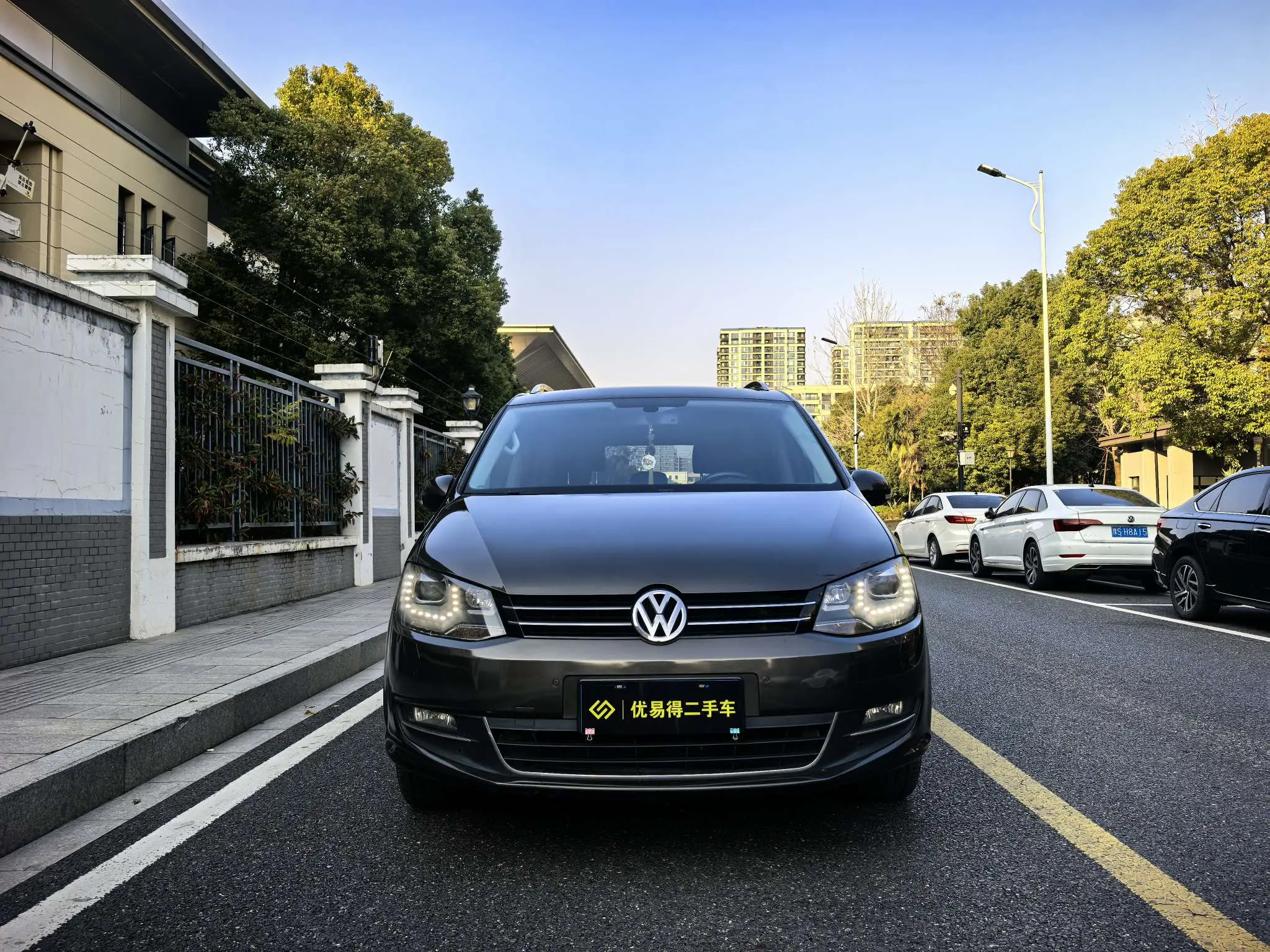 Volkswagen Sharon  из Китая