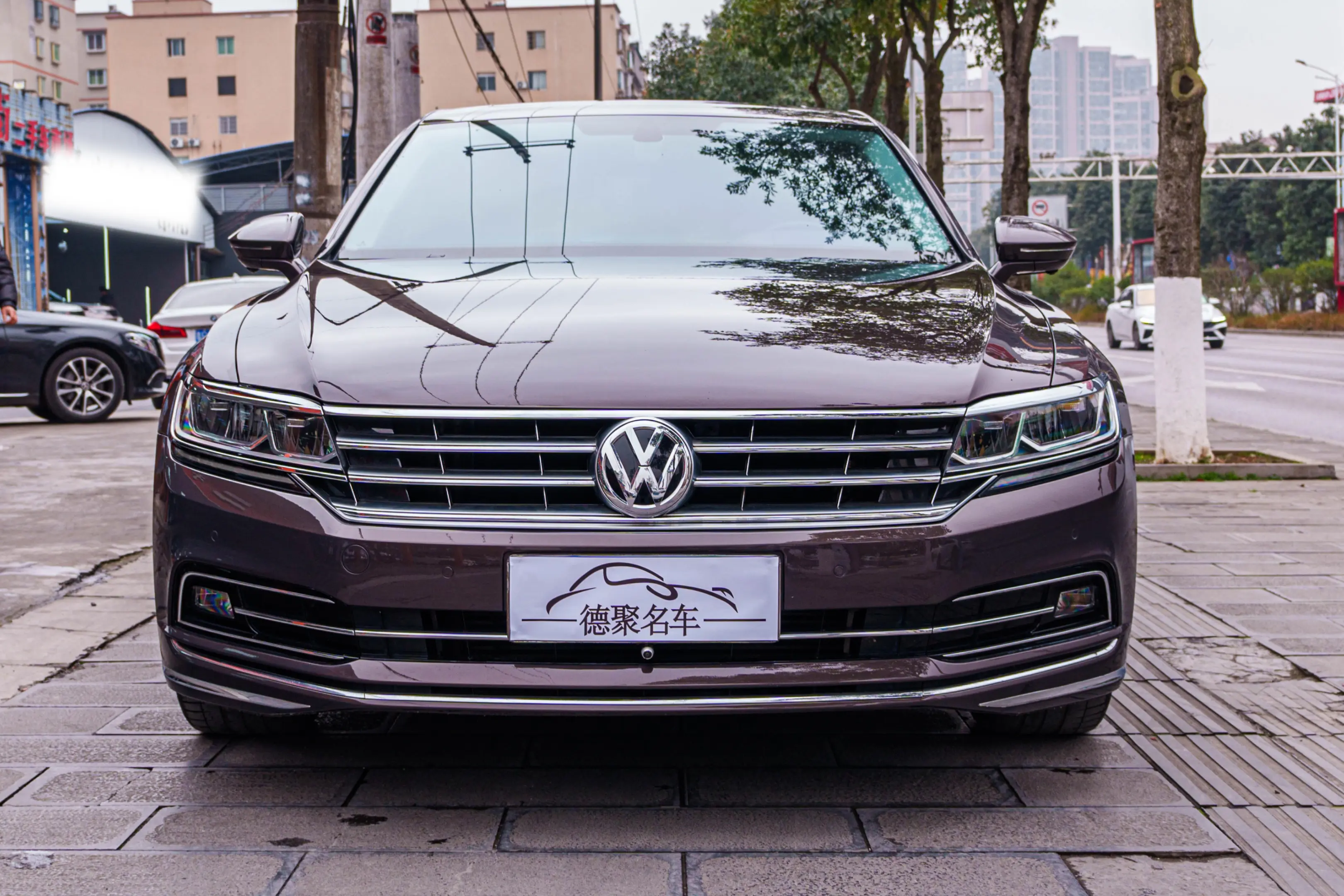 Volkswagen Hui Ang  из Китая