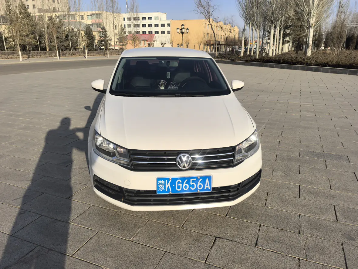 Volkswagen Santana  из Китая