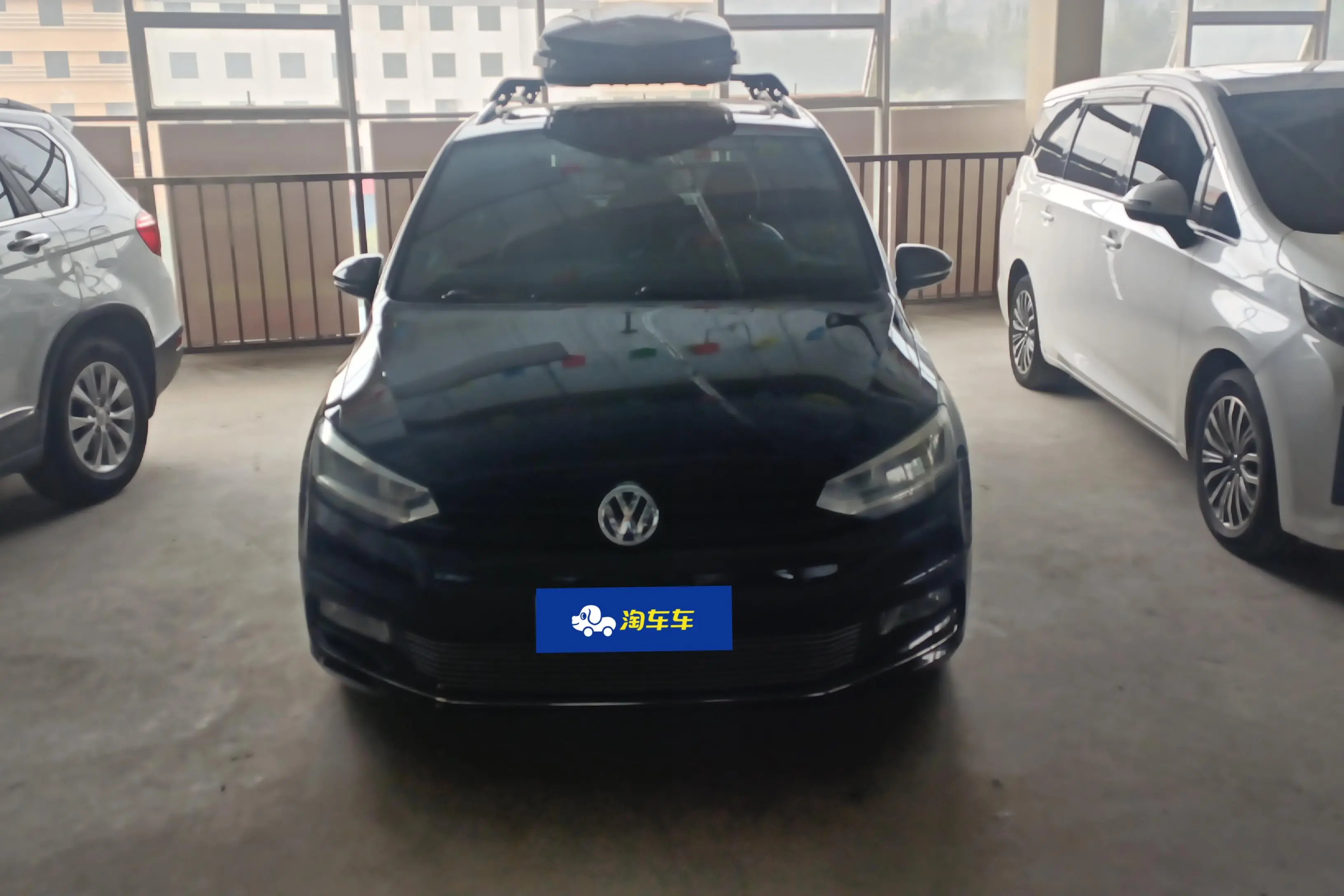 Volkswagen Touran L  из Китая