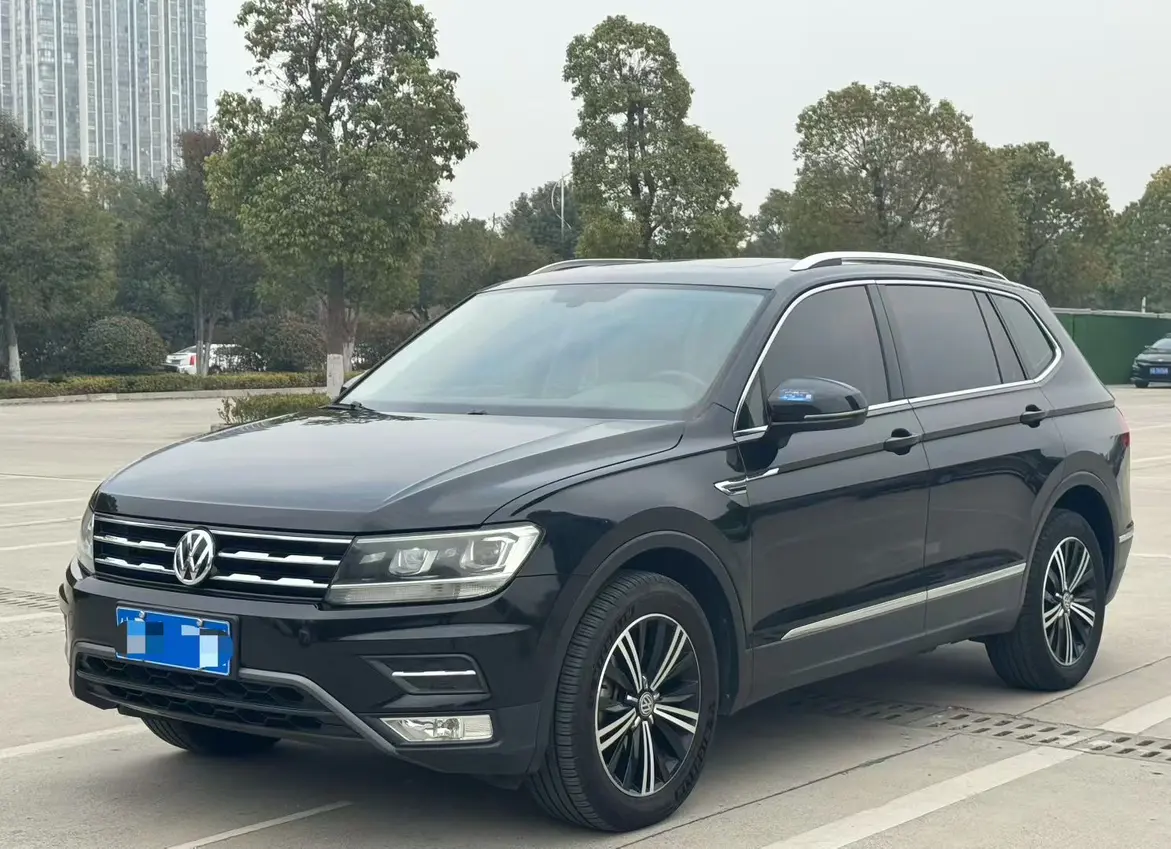 Volkswagen Tiguan L  из Китая
