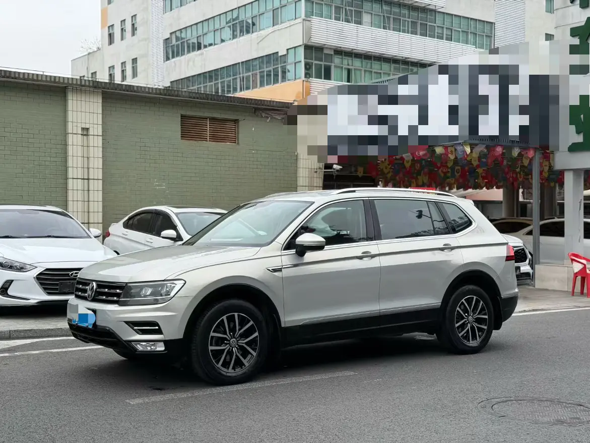 Volkswagen Tiguan L  из Китая