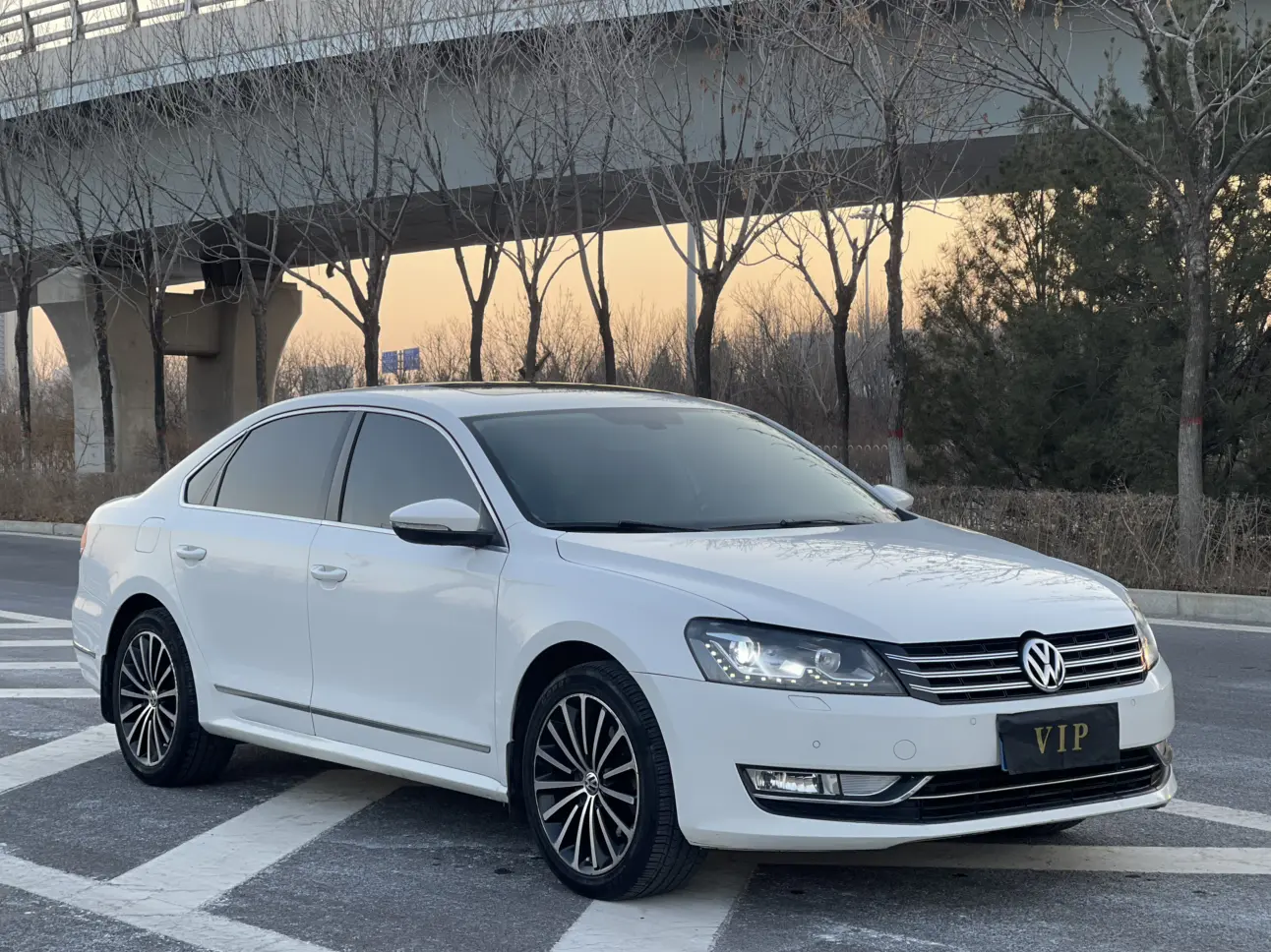 Volkswagen Passat  из Китая
