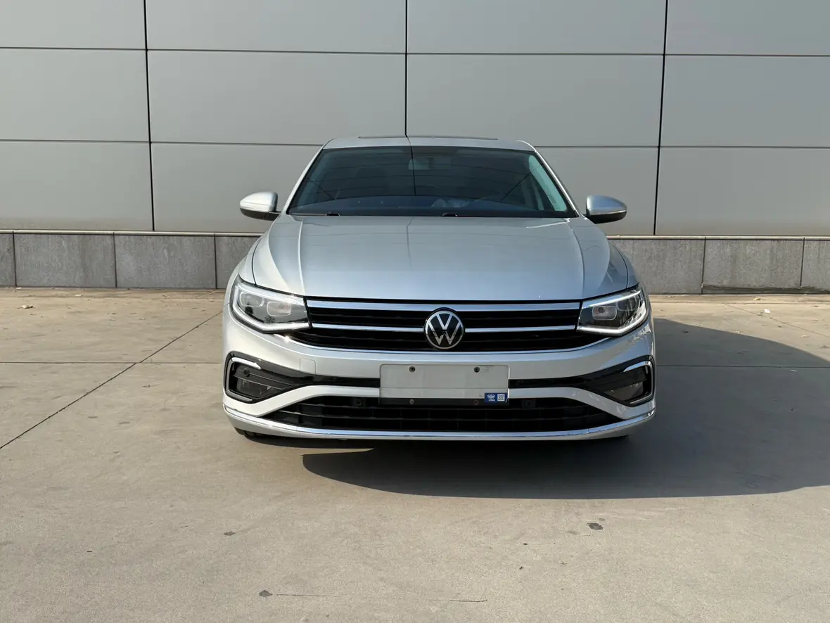 Volkswagen Bora  из Китая