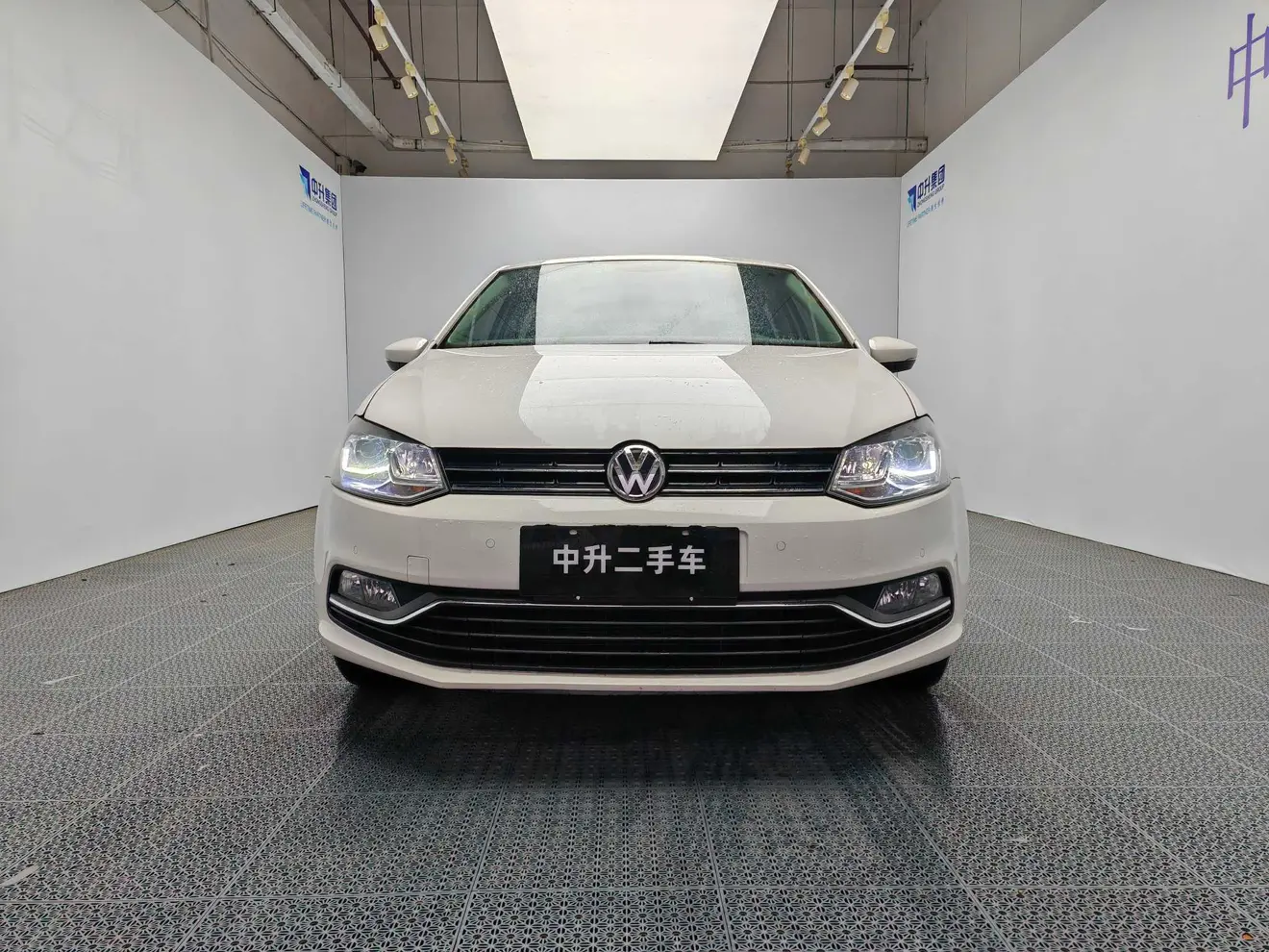 Volkswagen Polo  из Китая