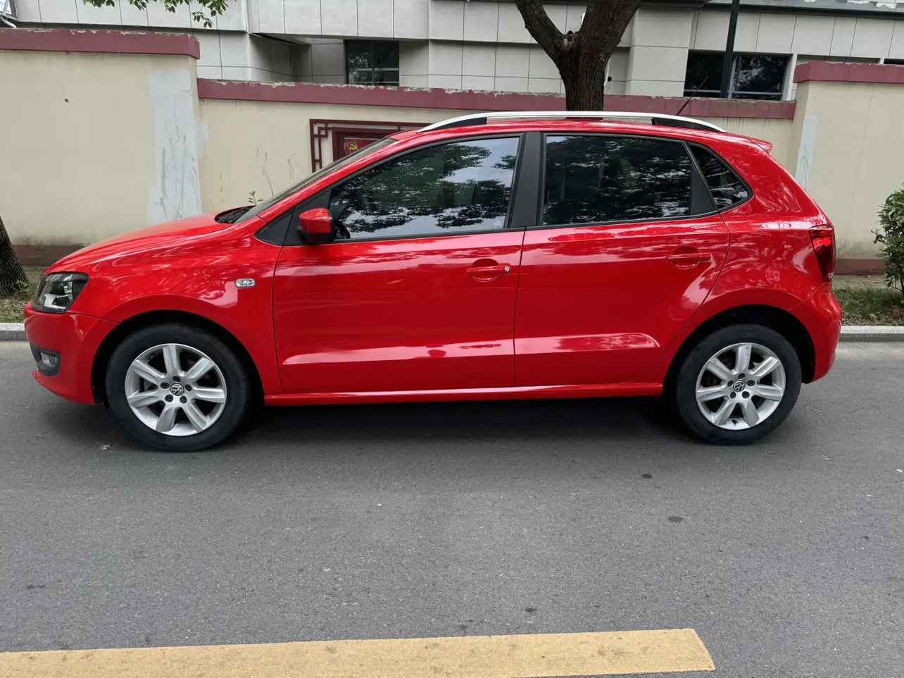 Volkswagen Polo  из Китая