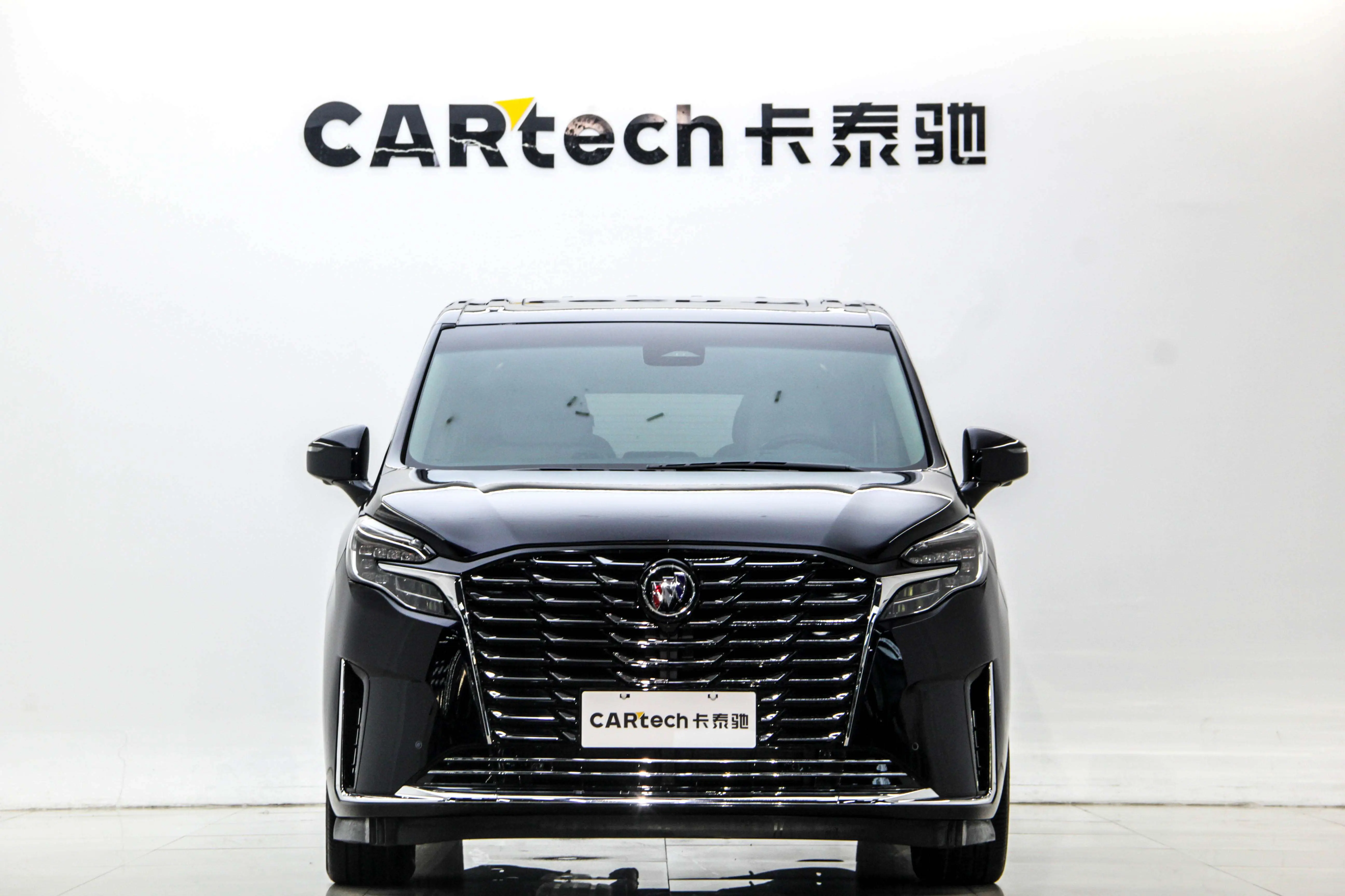 Buick GL8  из Китая