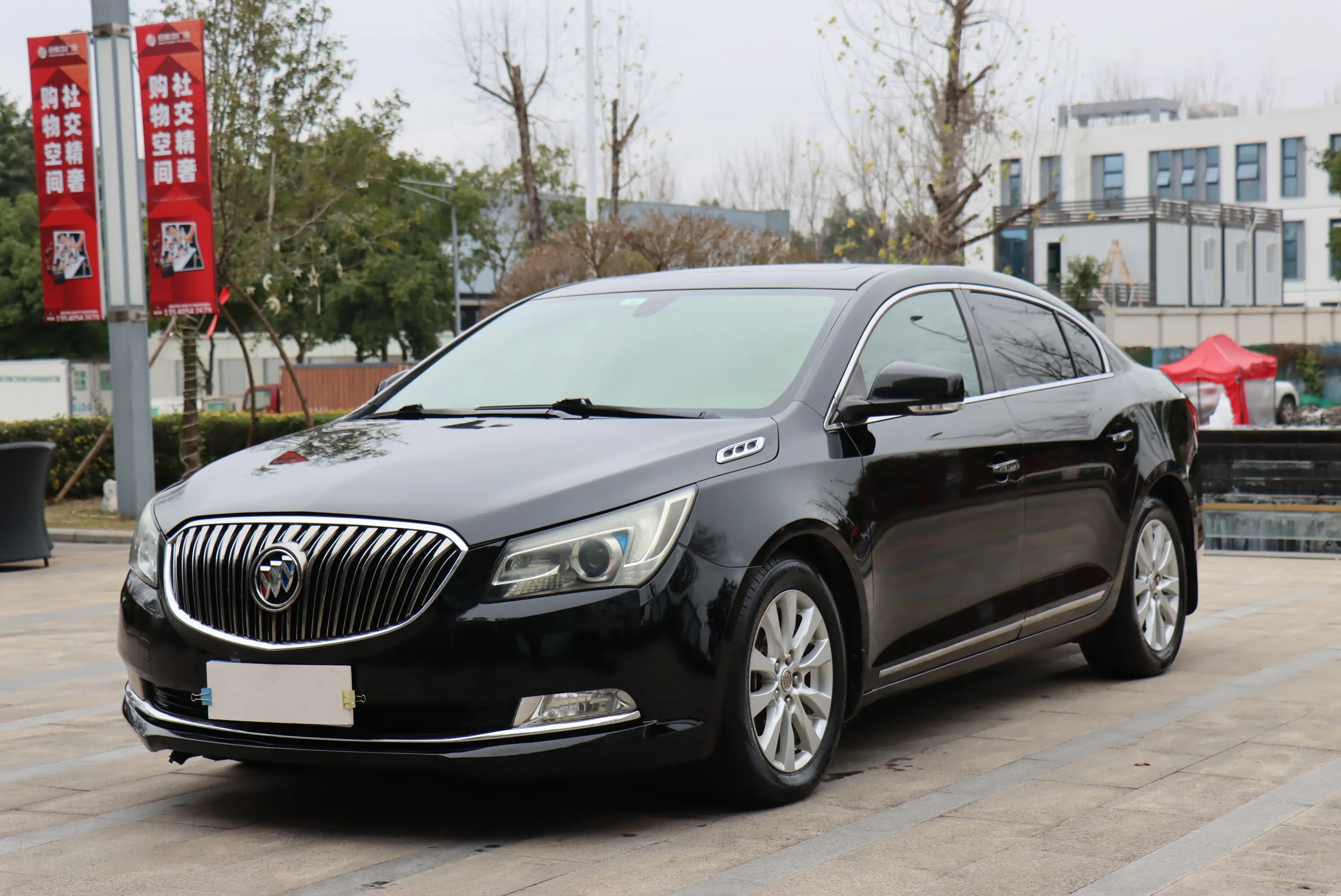 Buick LaCrosse  из Китая