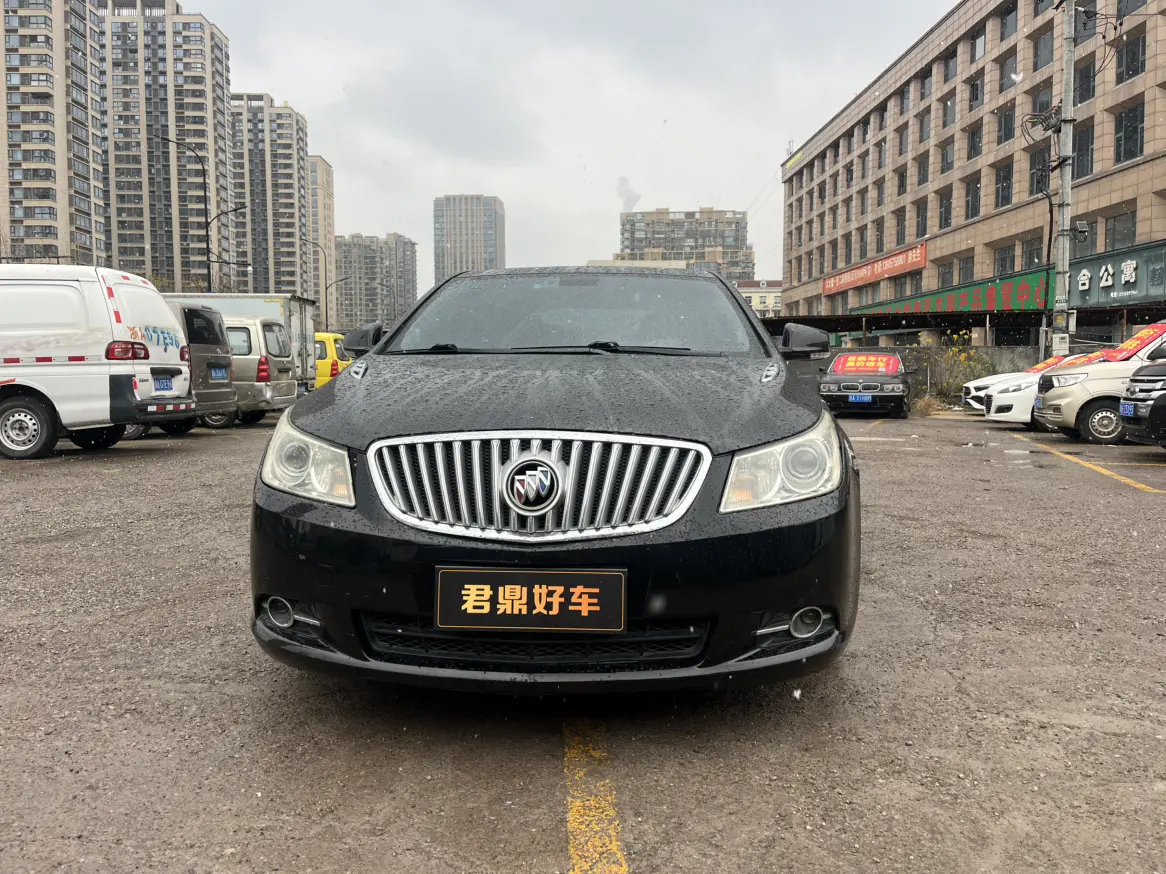 Buick LaCrosse  из Китая