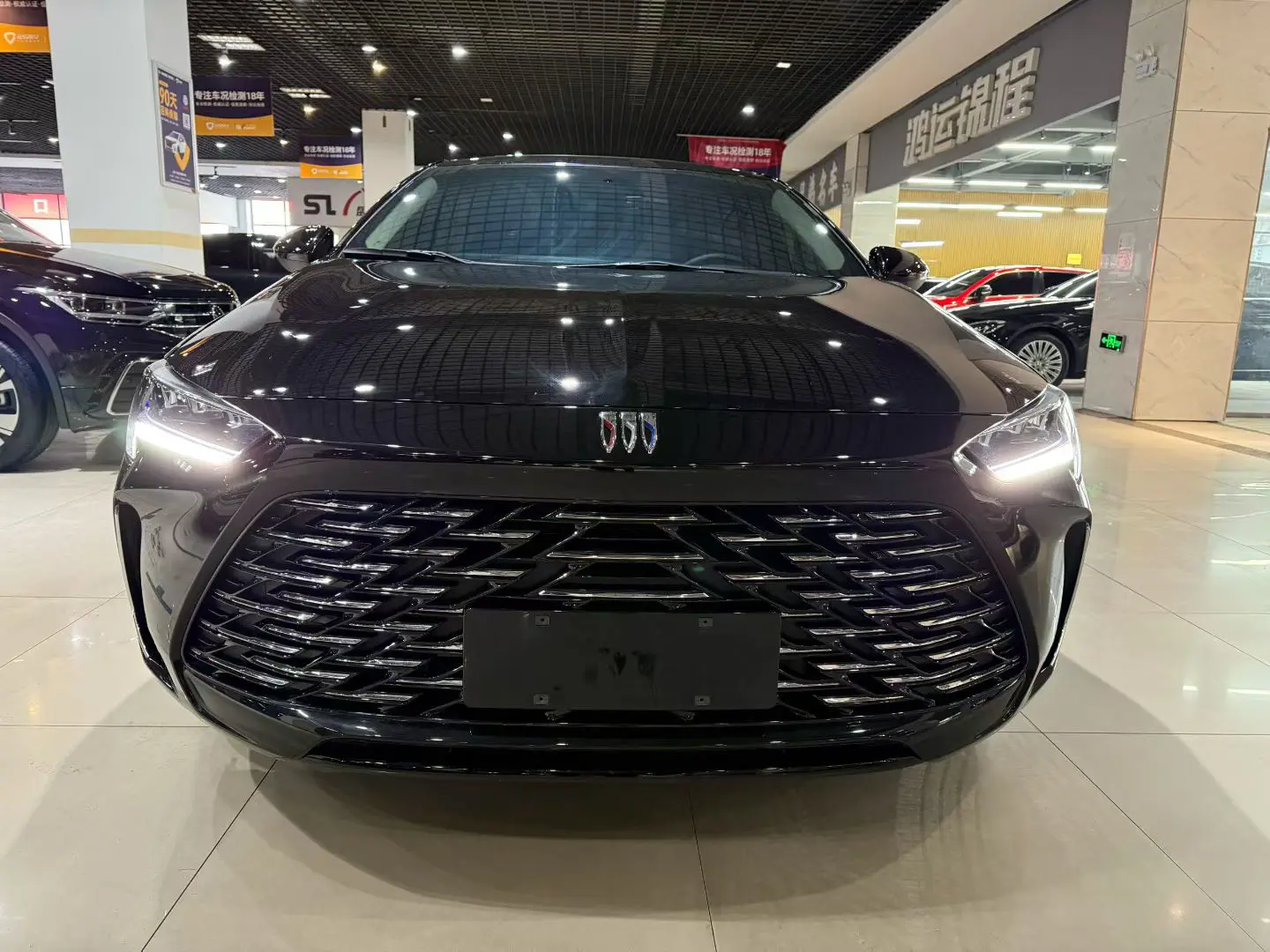 Buick Majesty  из Китая