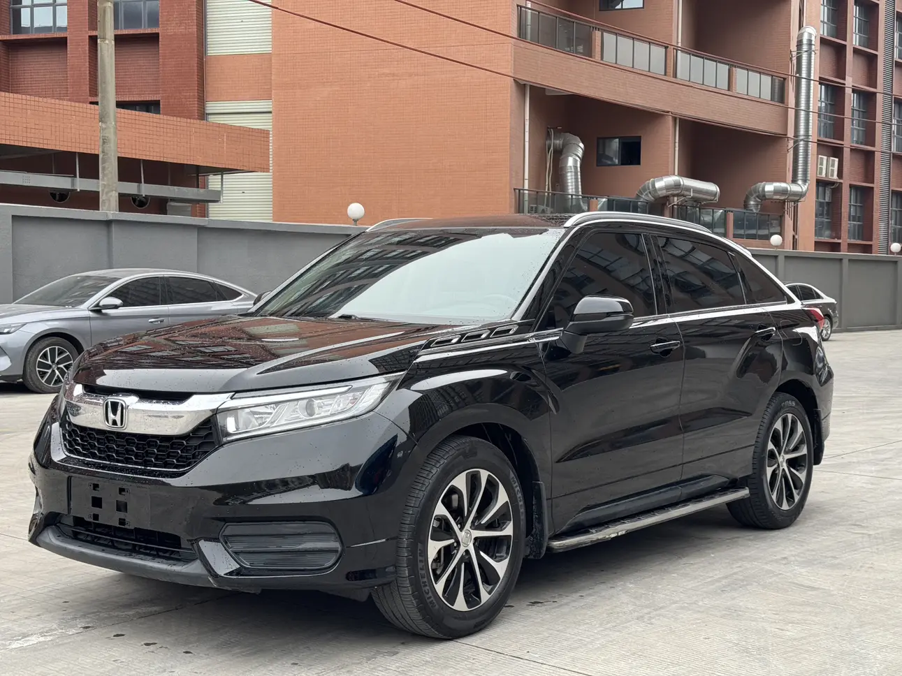 Honda Avancier (Crown Road)  из Китая