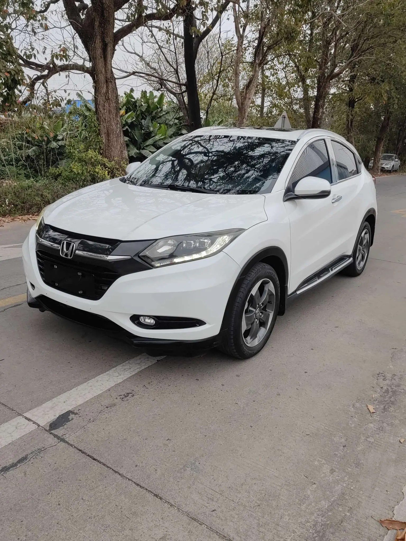 Honda Vezel (Binzhi)  из Китая