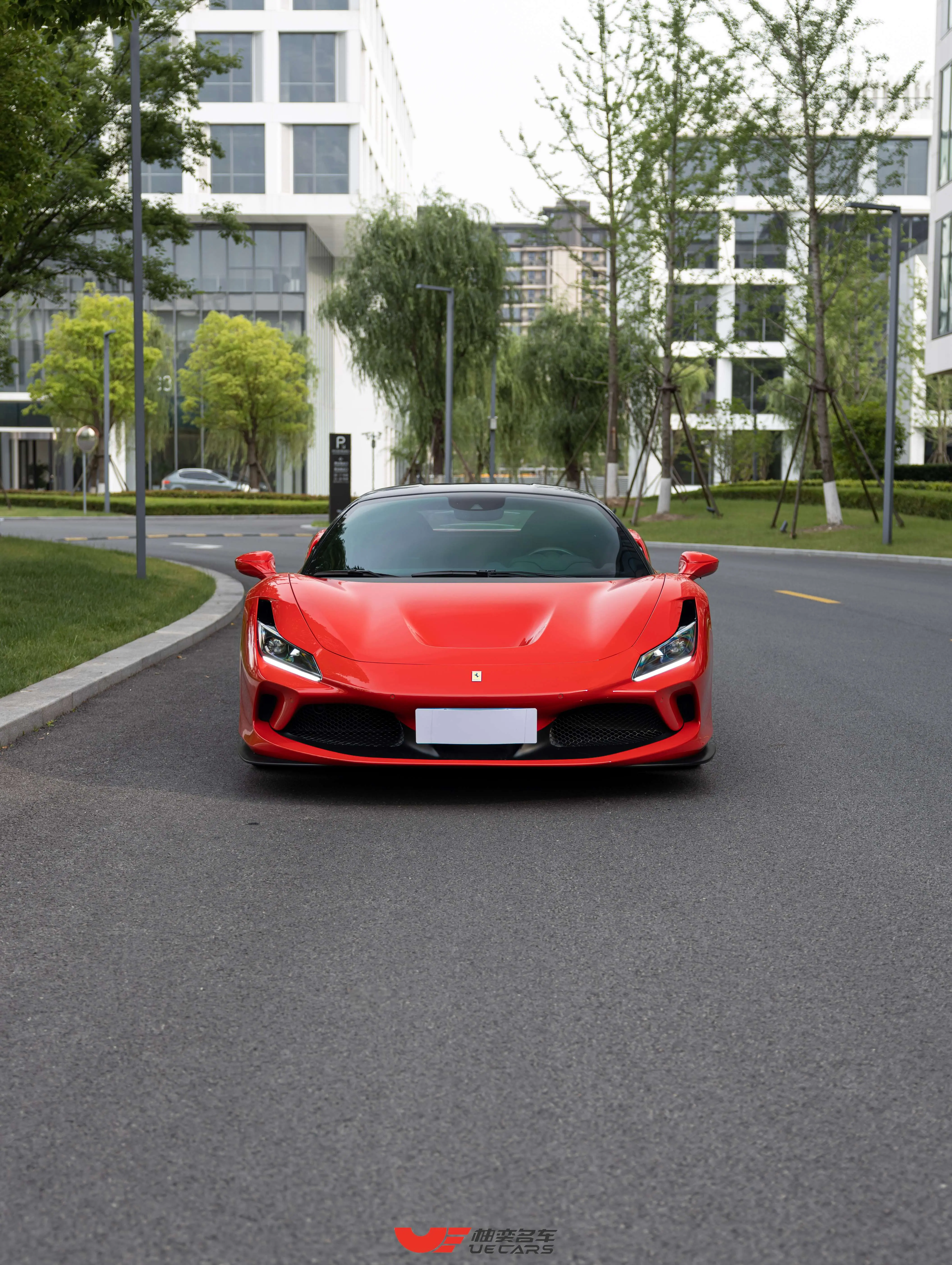 Ferrari F8  из Китая