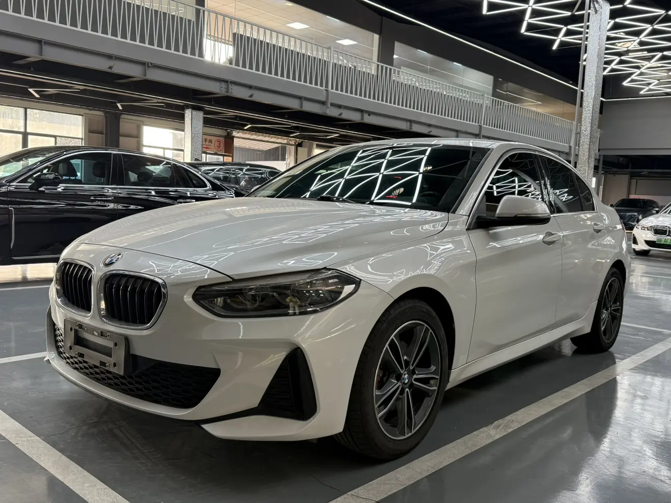 BMW 1 Series  из Китая
