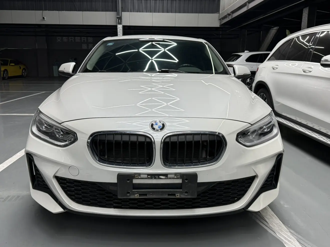 BMW 1 Series  из Китая