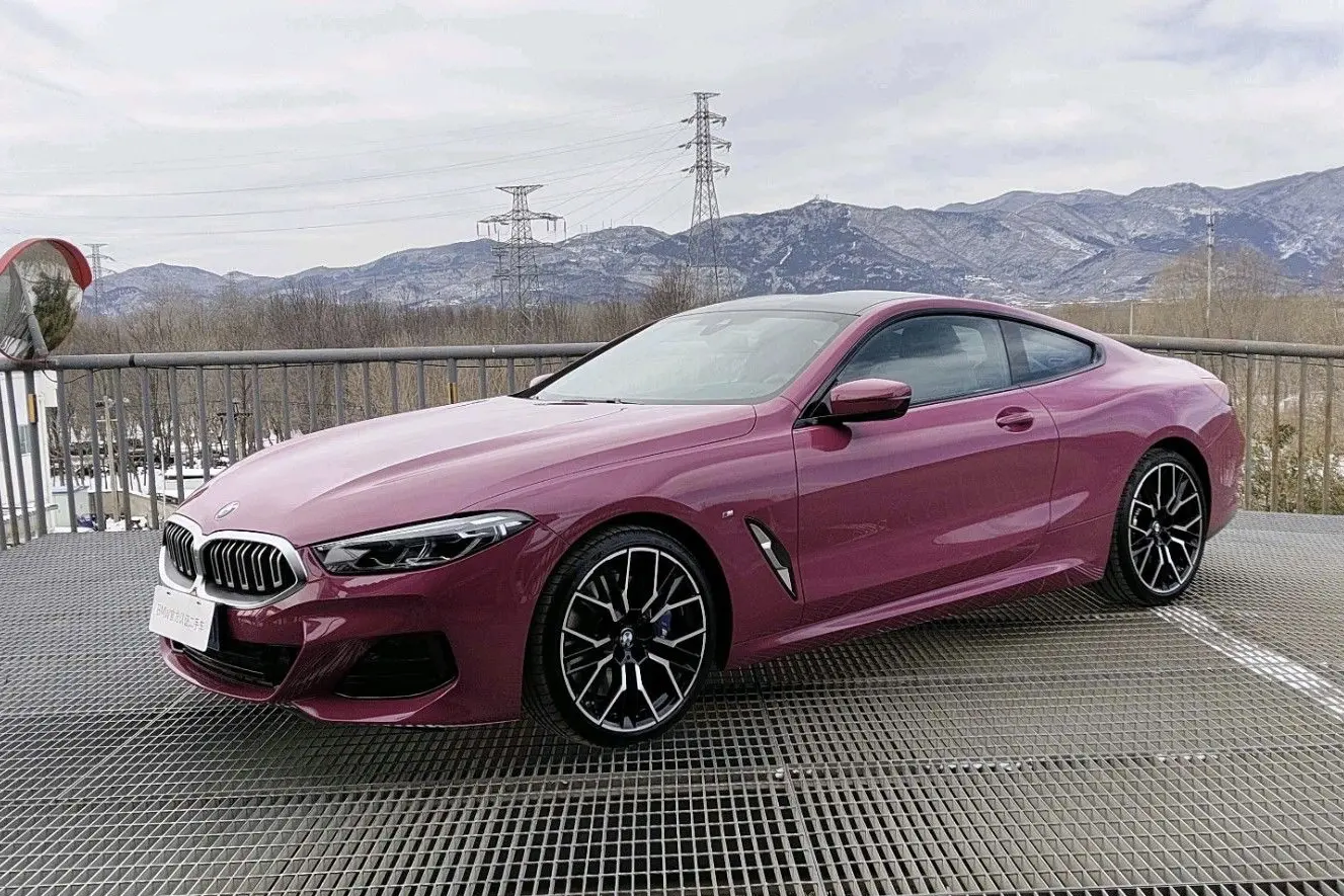 BMW 8 Series  из Китая