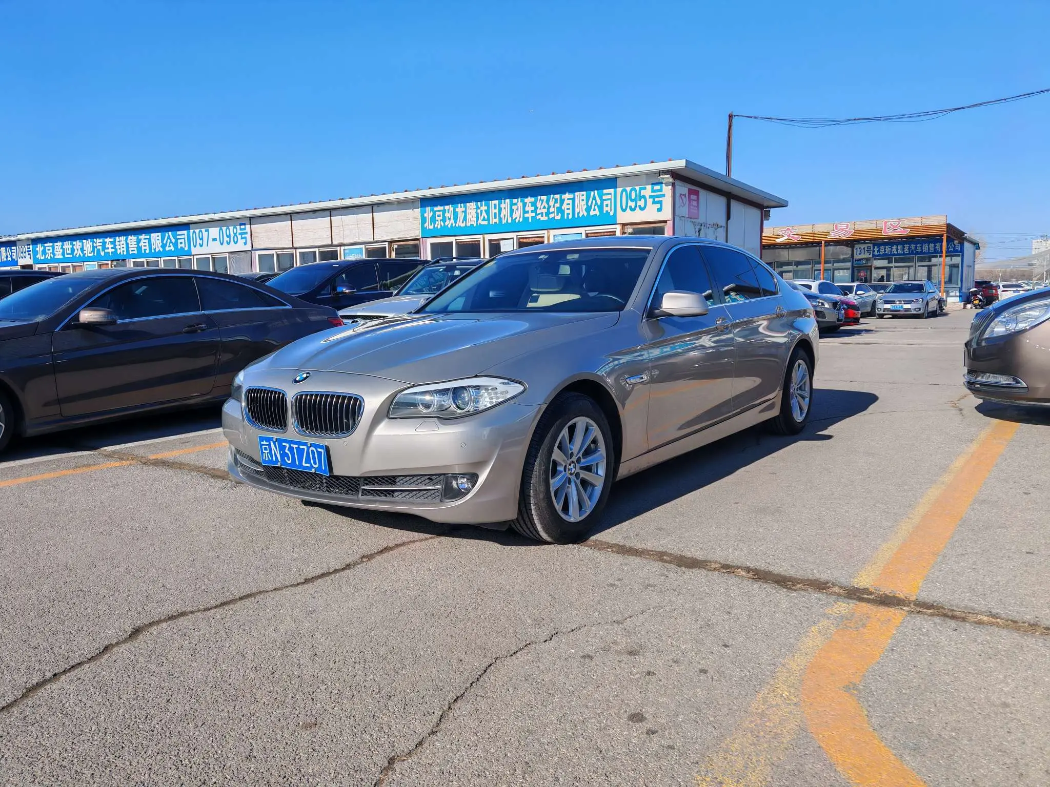 BMW 5 Series  из Китая