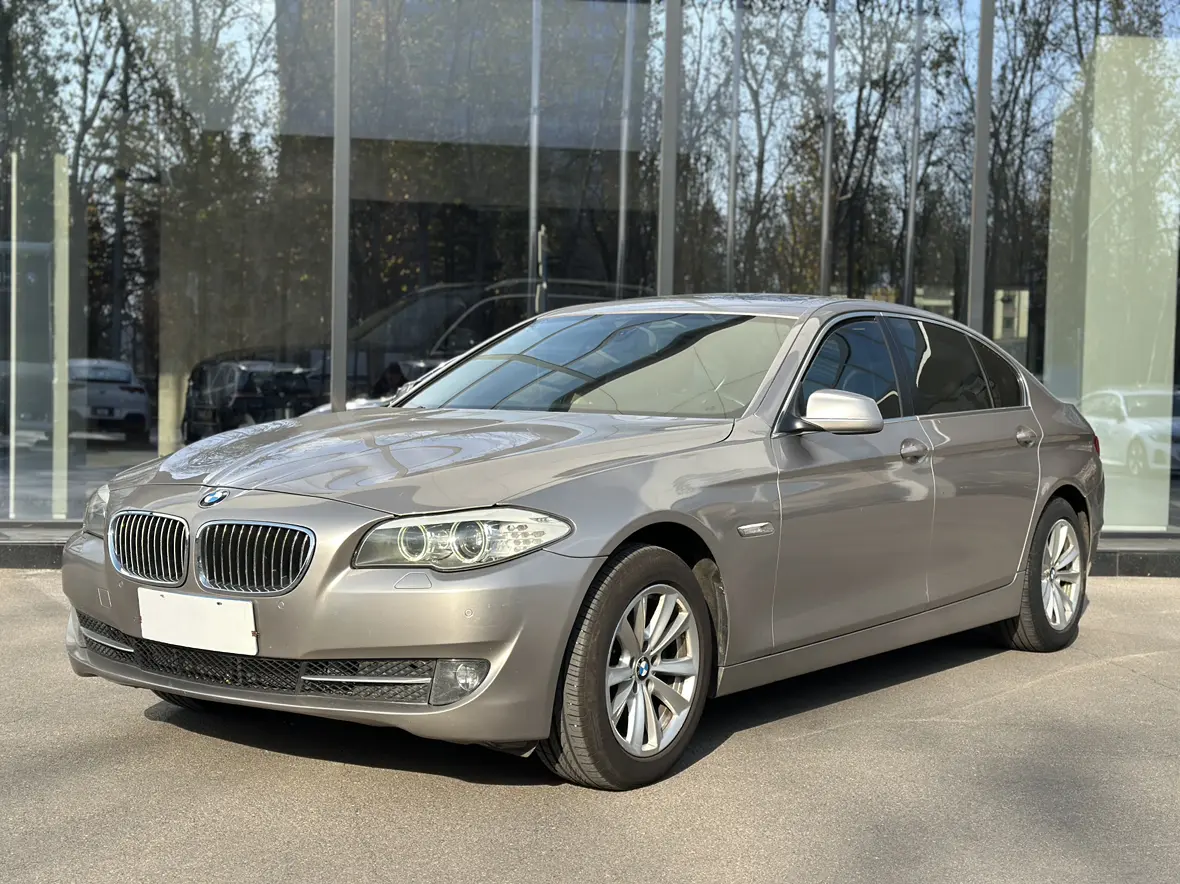 BMW 5 Series  из Китая