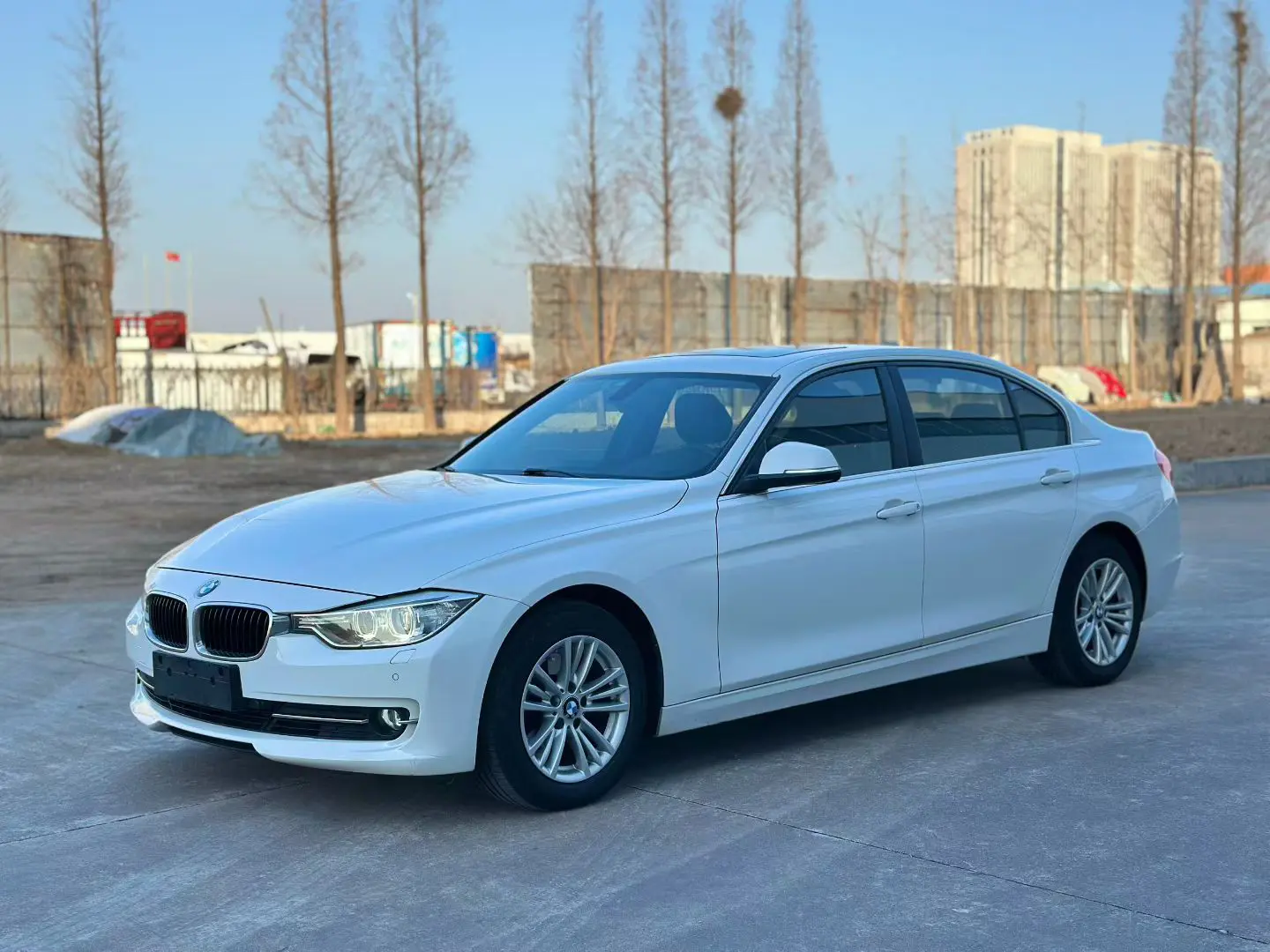 BMW 3 Series  из Китая