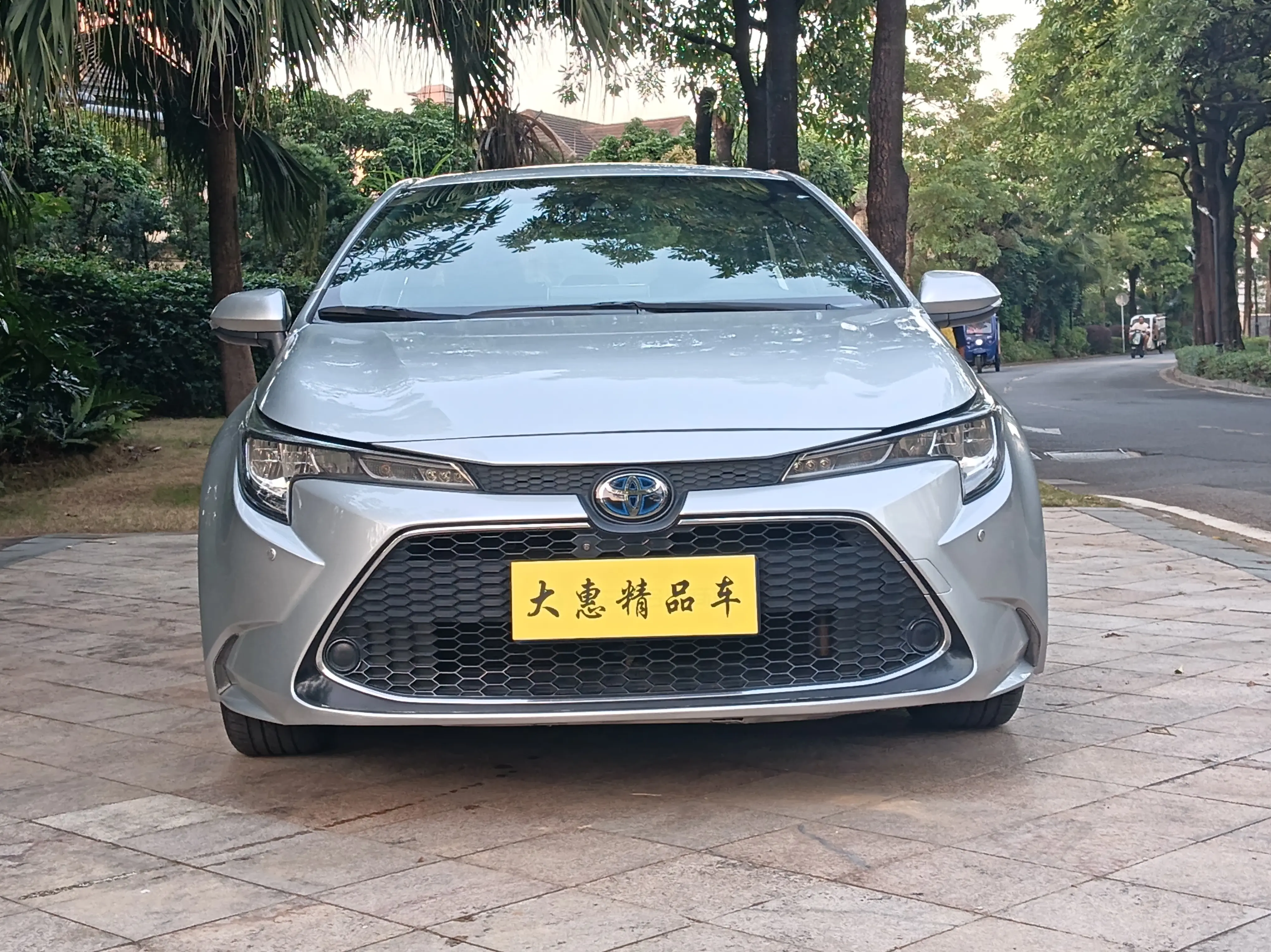 Toyota Levin (Lei Ling)  из Китая