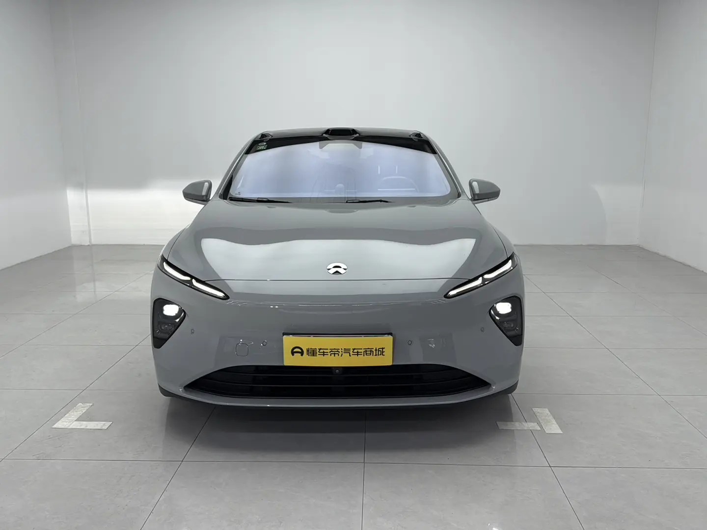 NIO ET7  из Китая