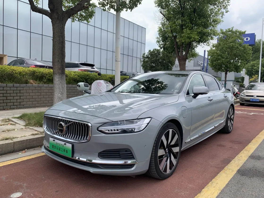 Volvo S90 PHEV  из Китая